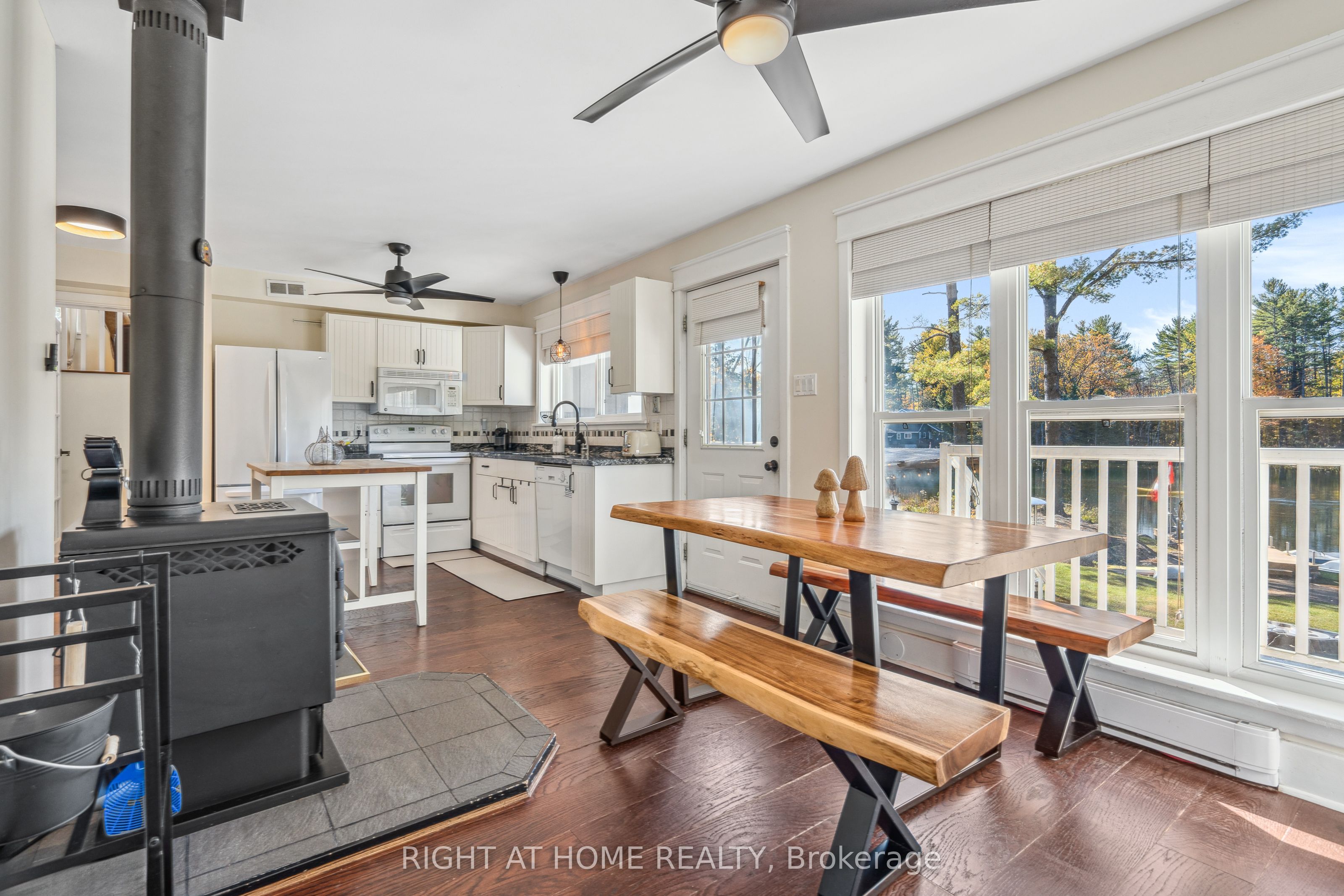 3583 Riverdale Drive