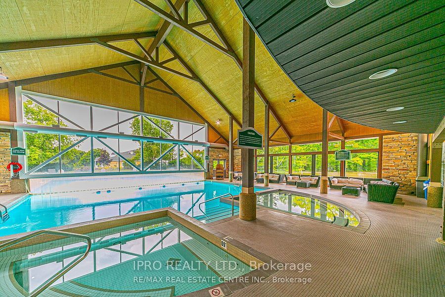 90 Highland Drive, #2074/75
