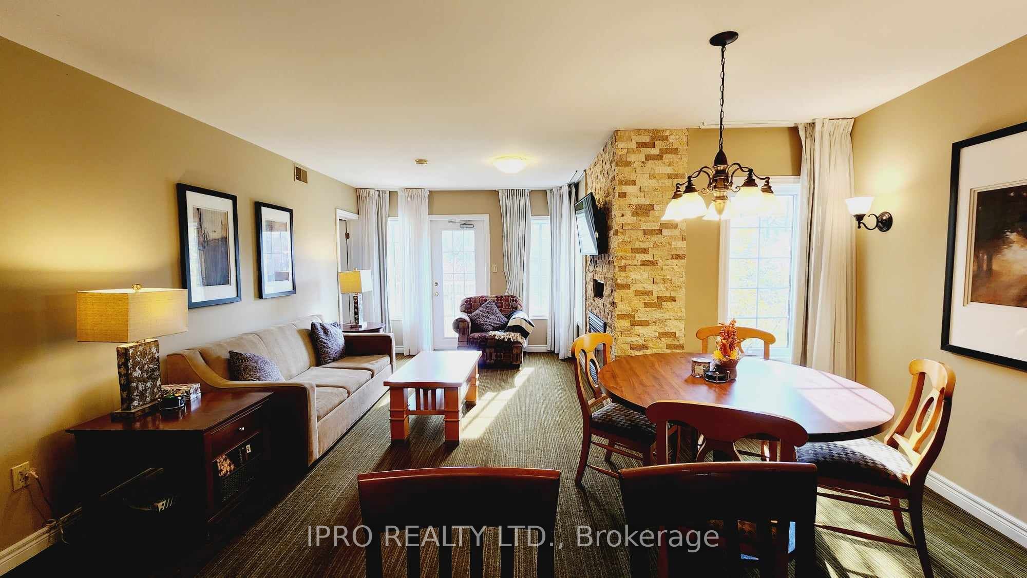 90 Highland Drive, #2074/75