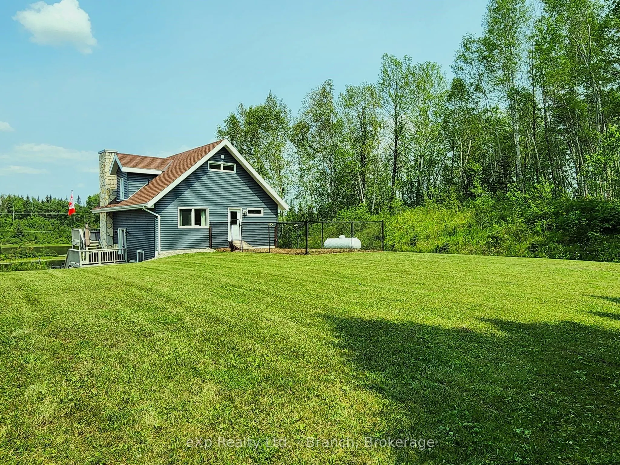 55 Lakeshore Avenue