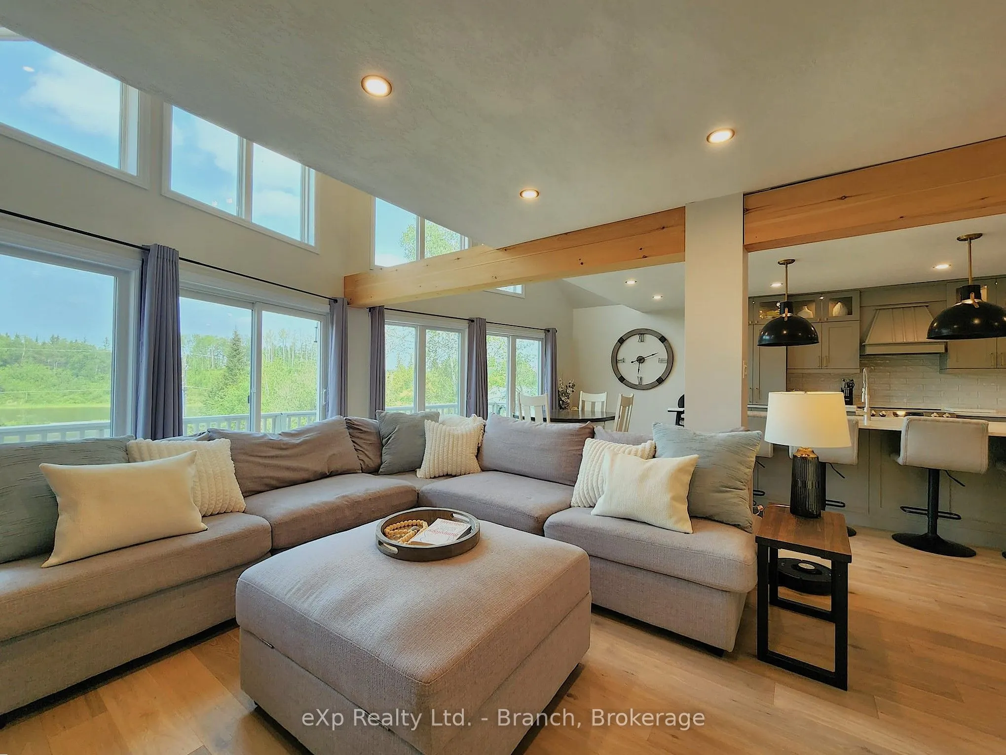55 Lakeshore Avenue