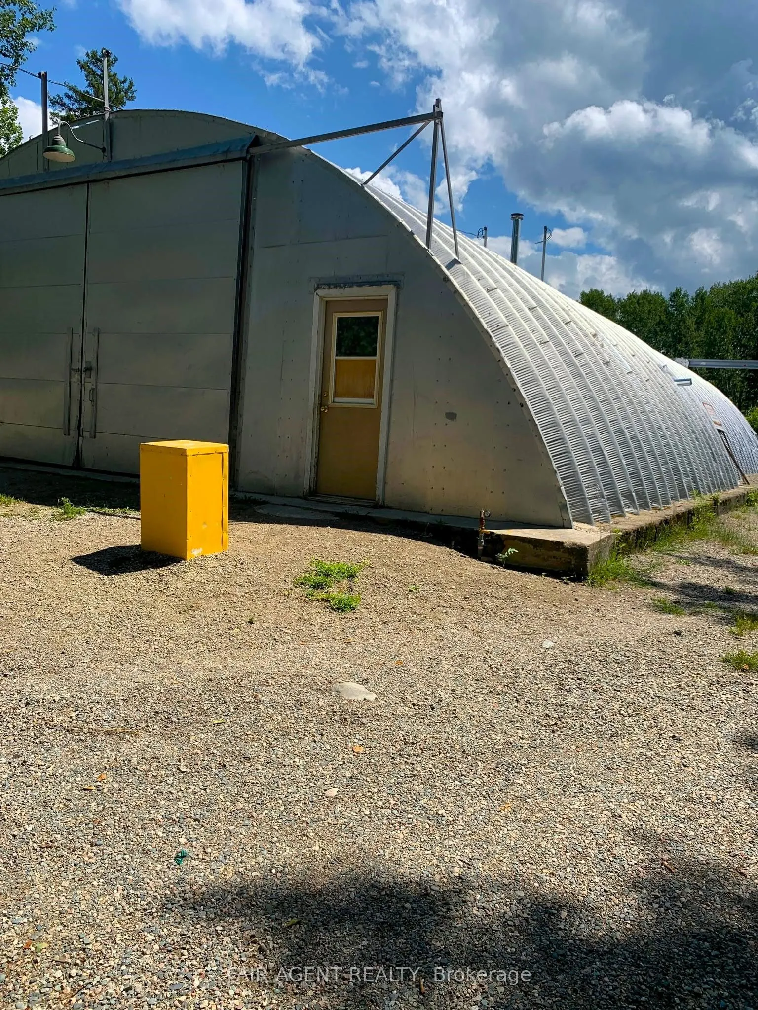 975140 Silver Centre Road