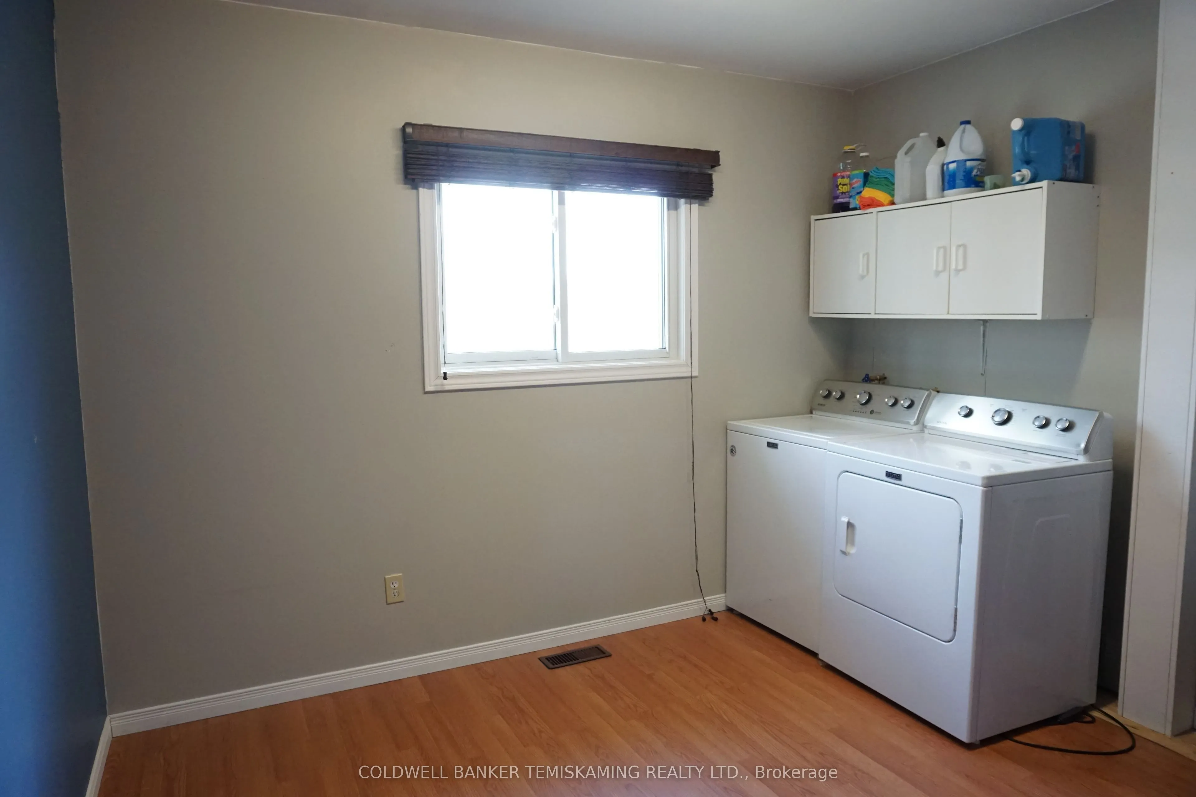 39 THIRD Street E
