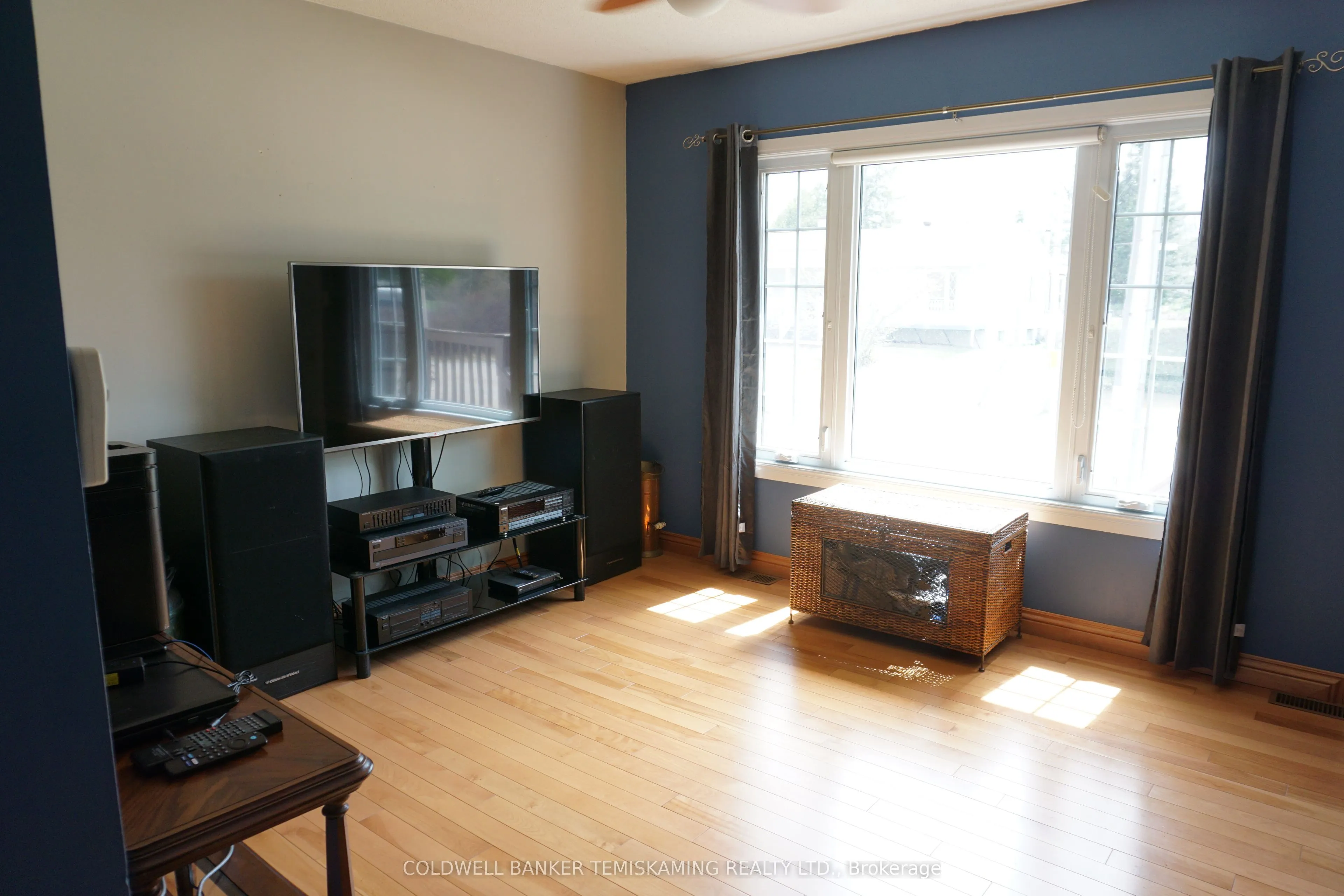 39 THIRD Street E