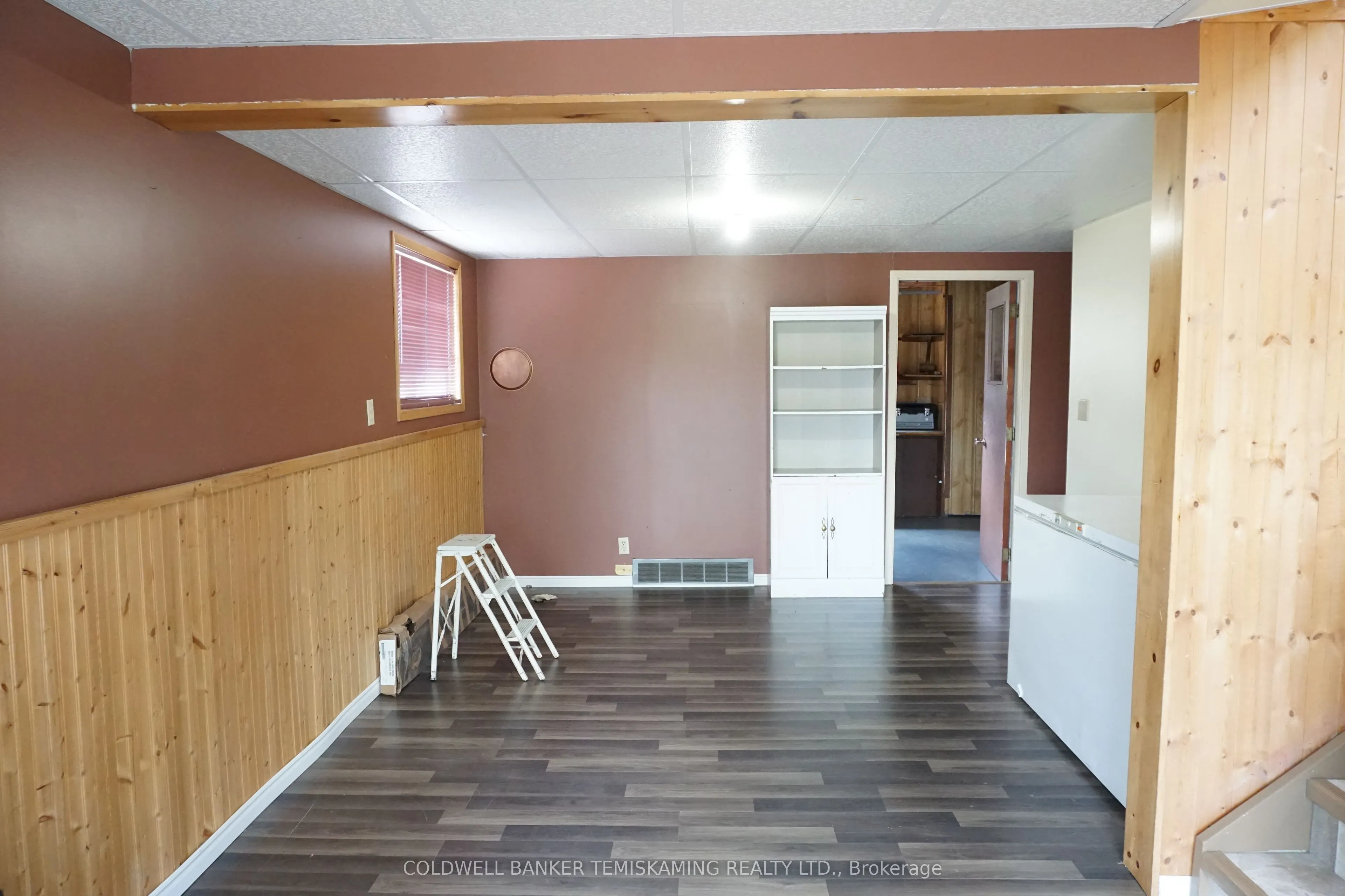 39 THIRD Street E