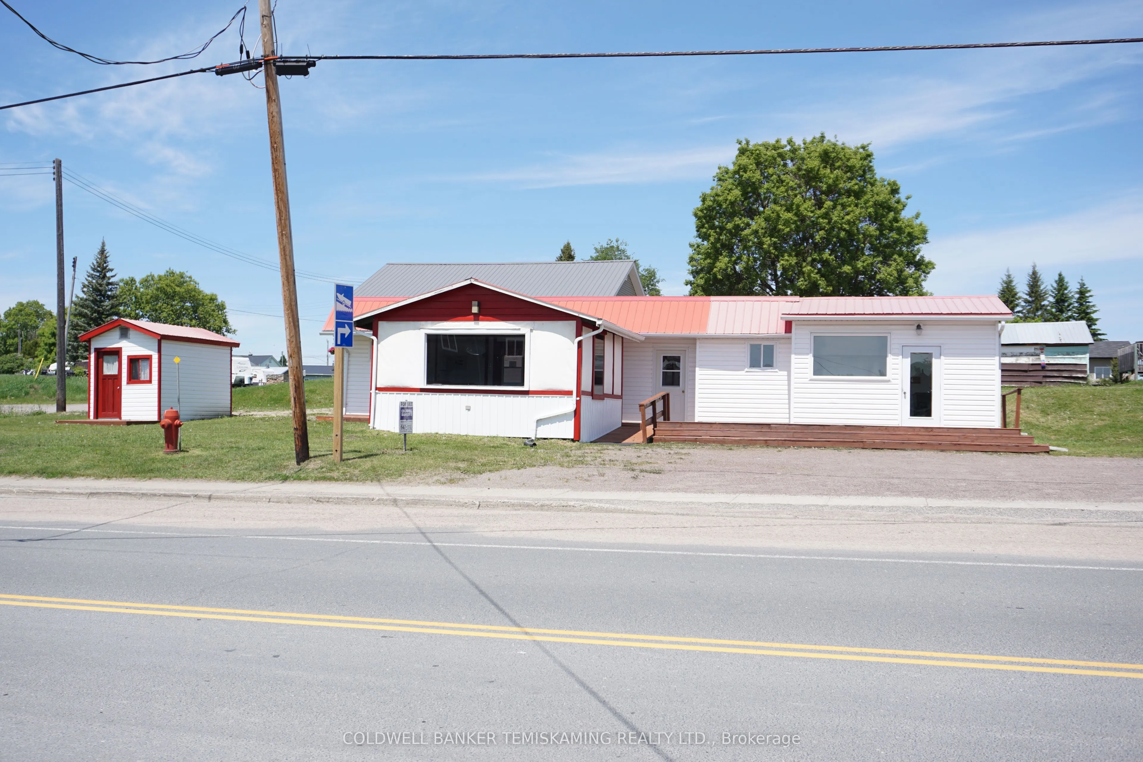 15 Front Street
