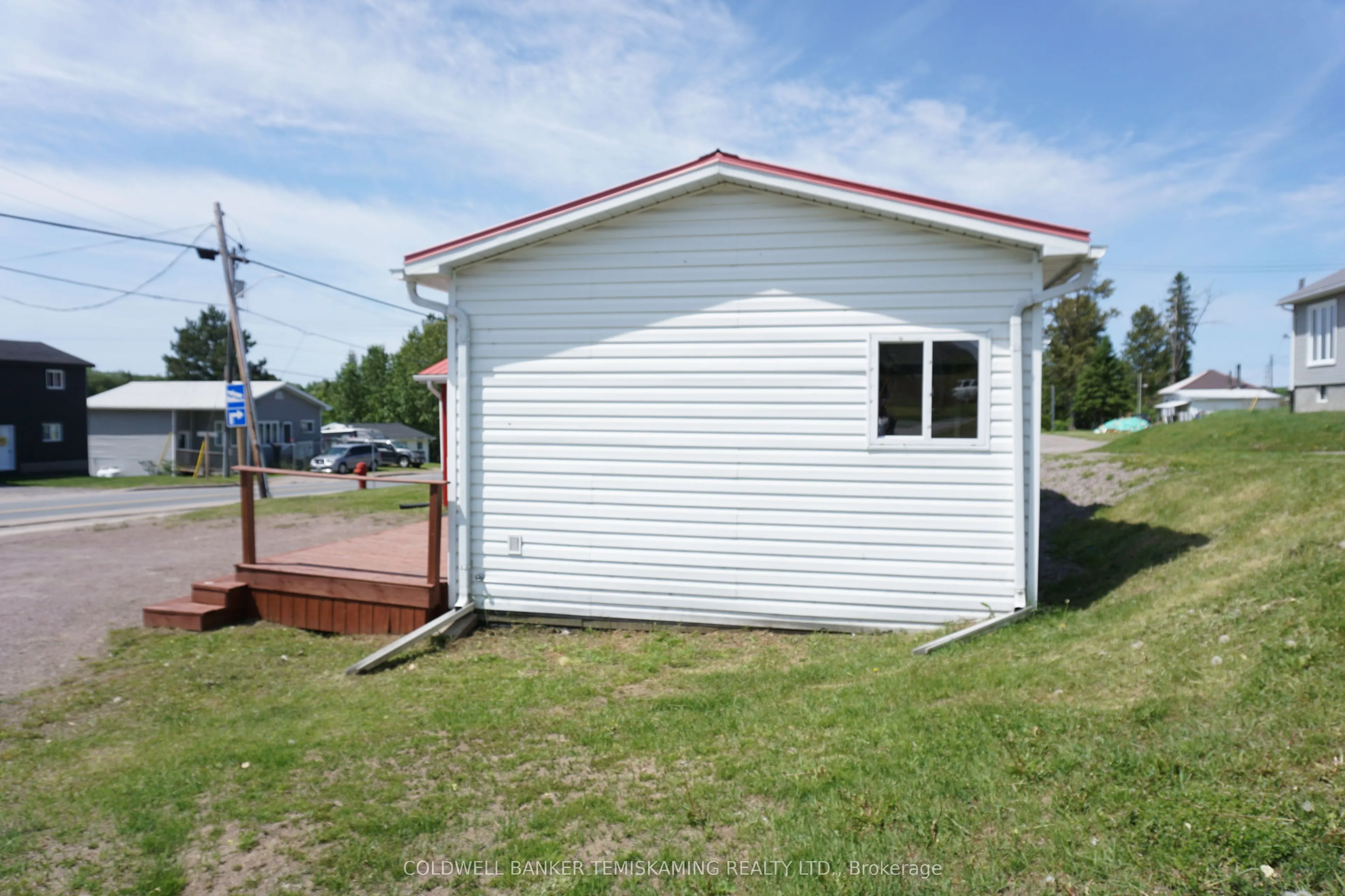 15 Front Street