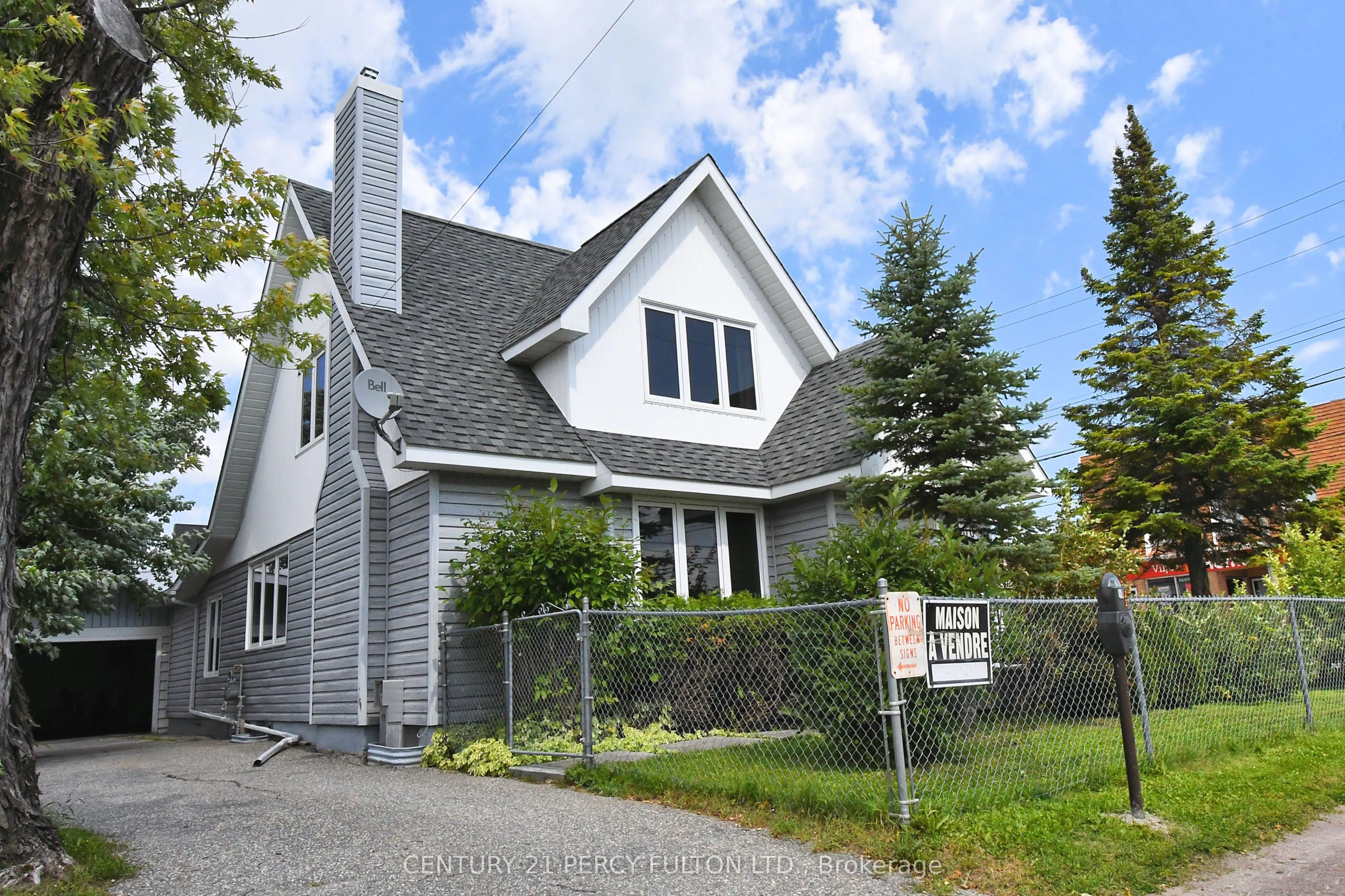 900 Prince Street