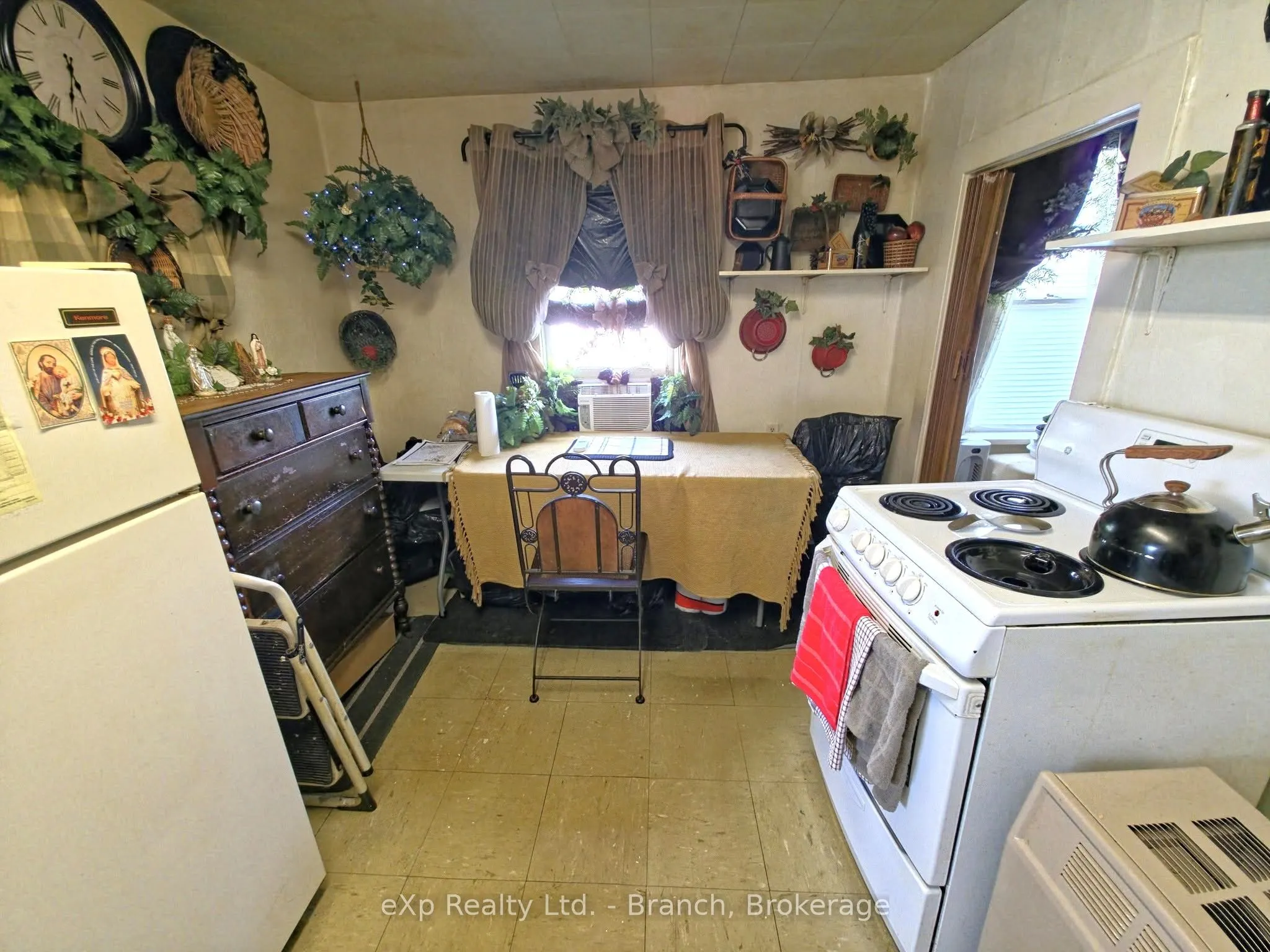 71 Second Street E