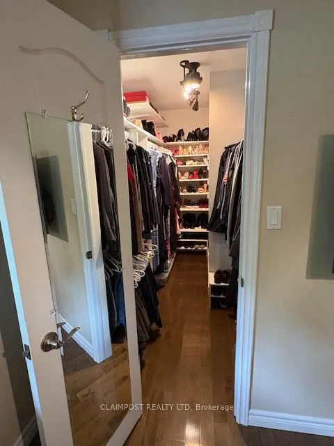 258 JV Bonhomme Boulevard