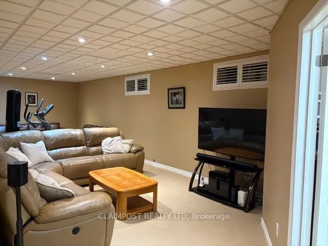 258 JV Bonhomme Boulevard