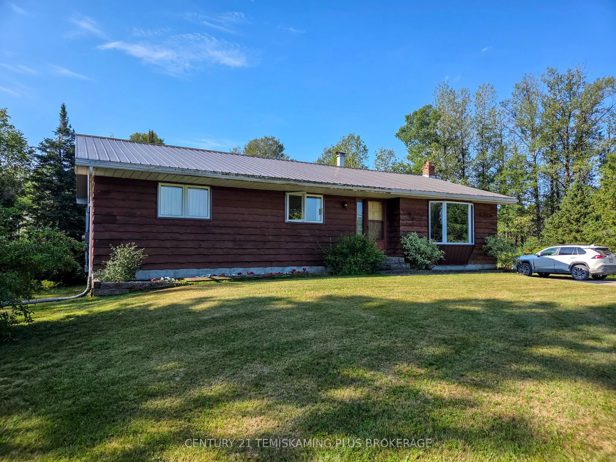 428120 Chamberlain 3 Road
