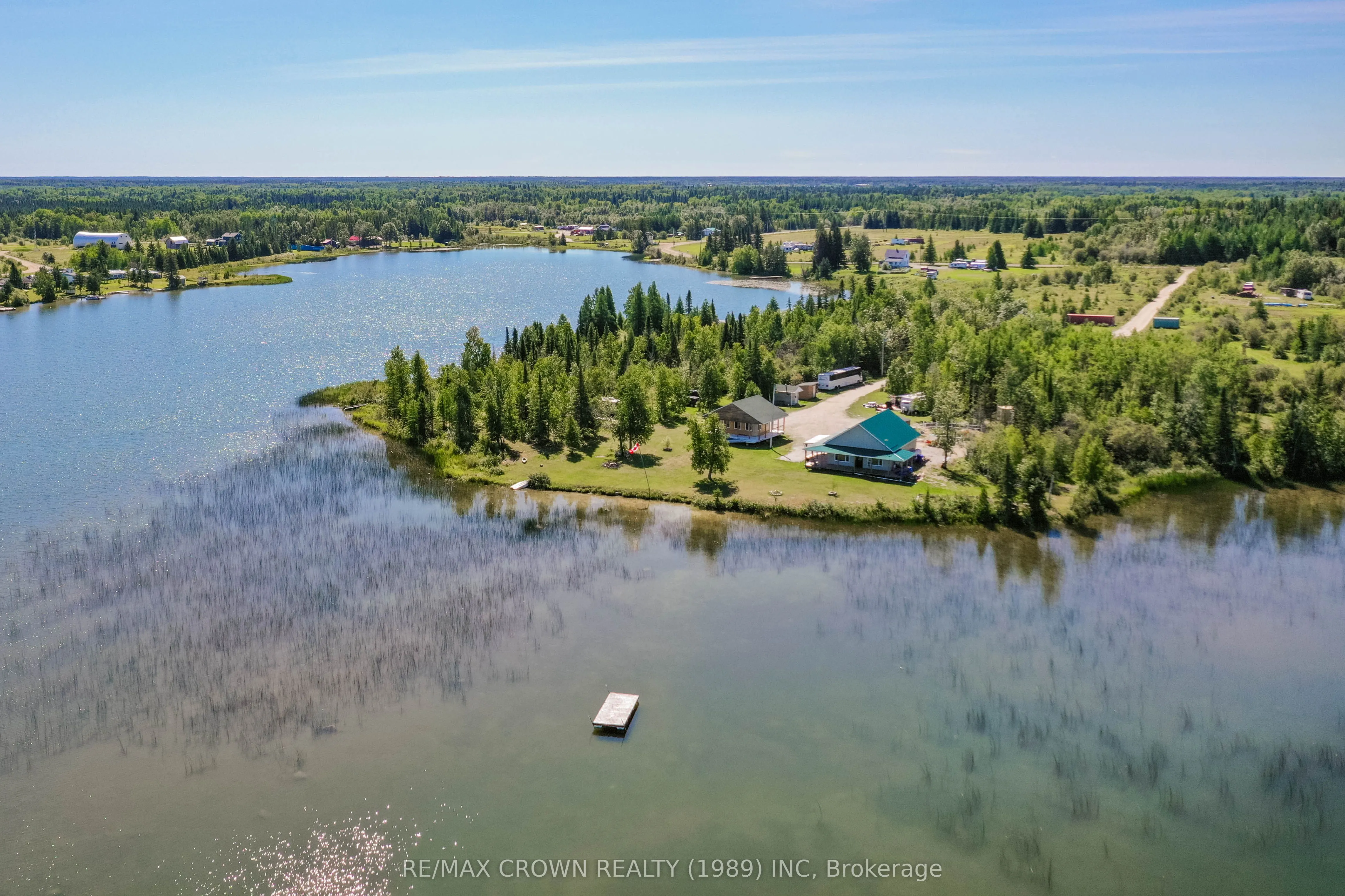 24 SHALLOW LAKE Road W