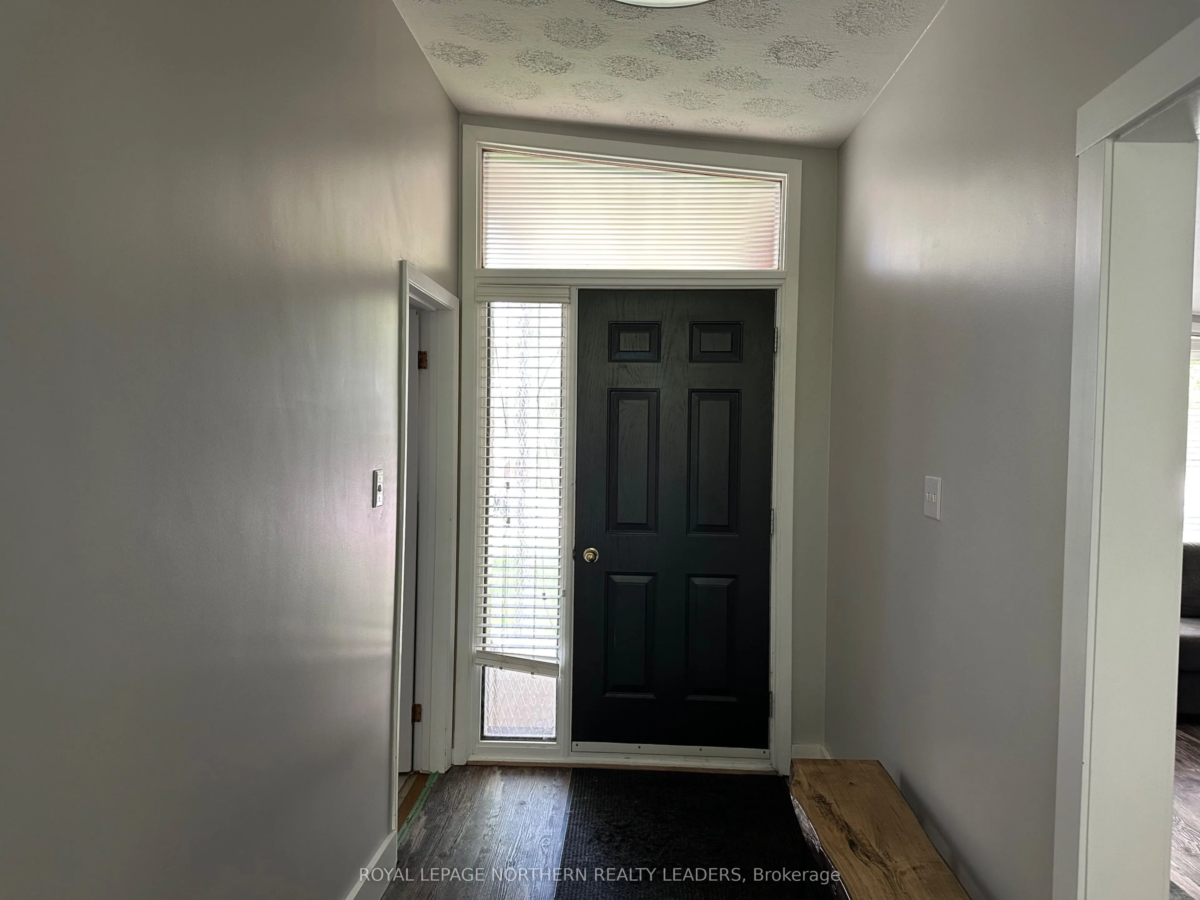 35 Seventh Avenue