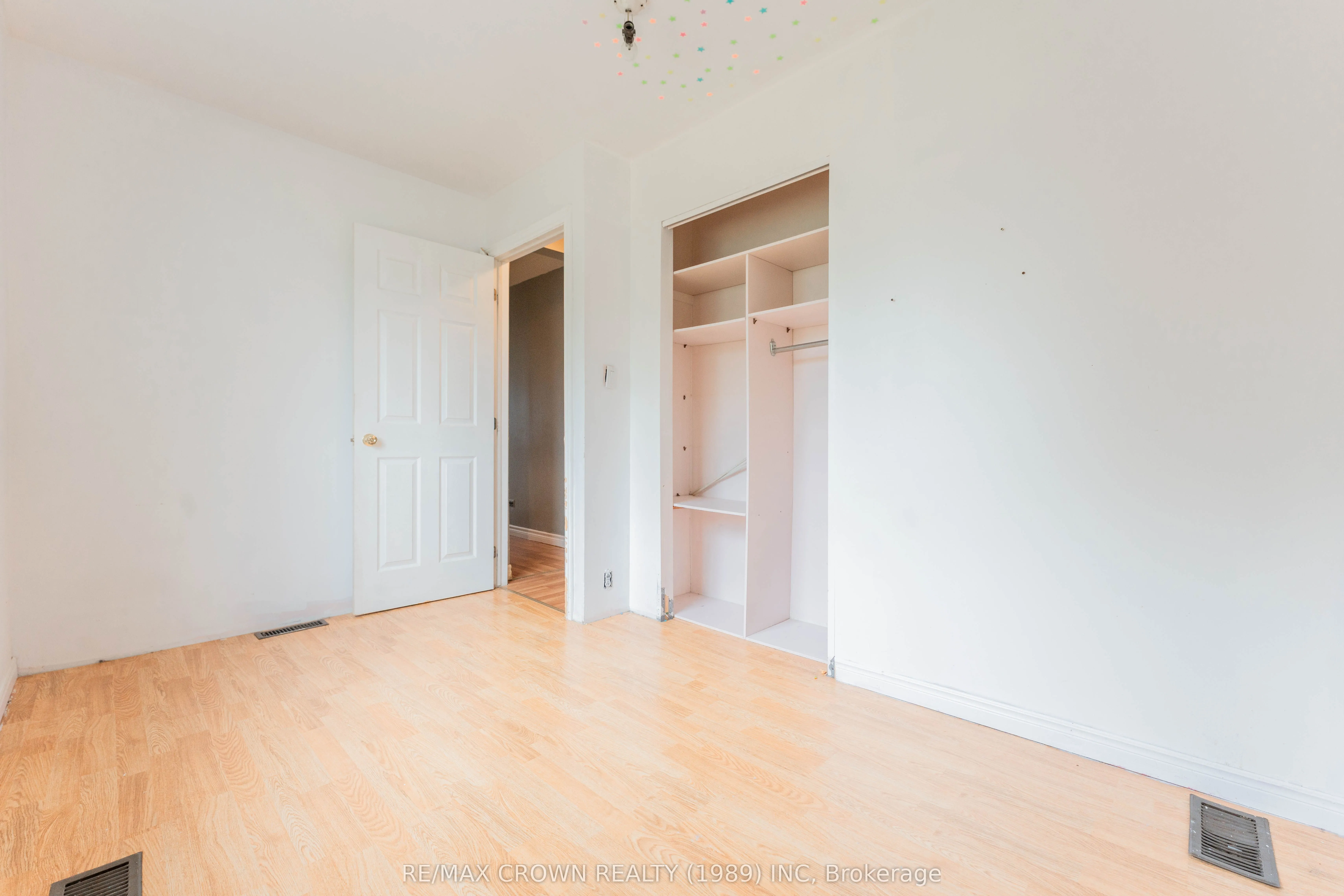 50 Brunelle Road S