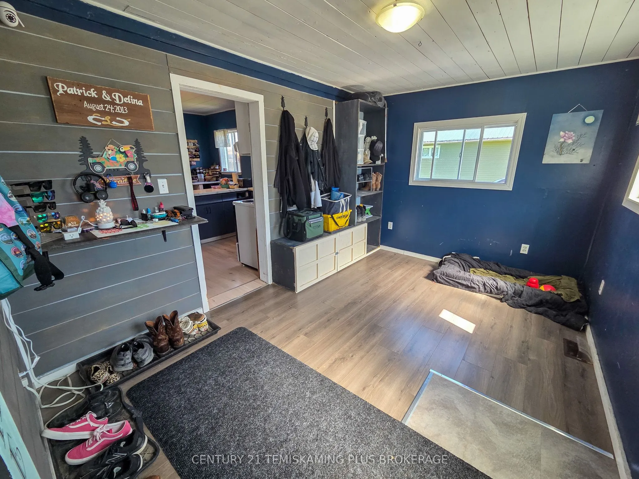 45 6th Avenue