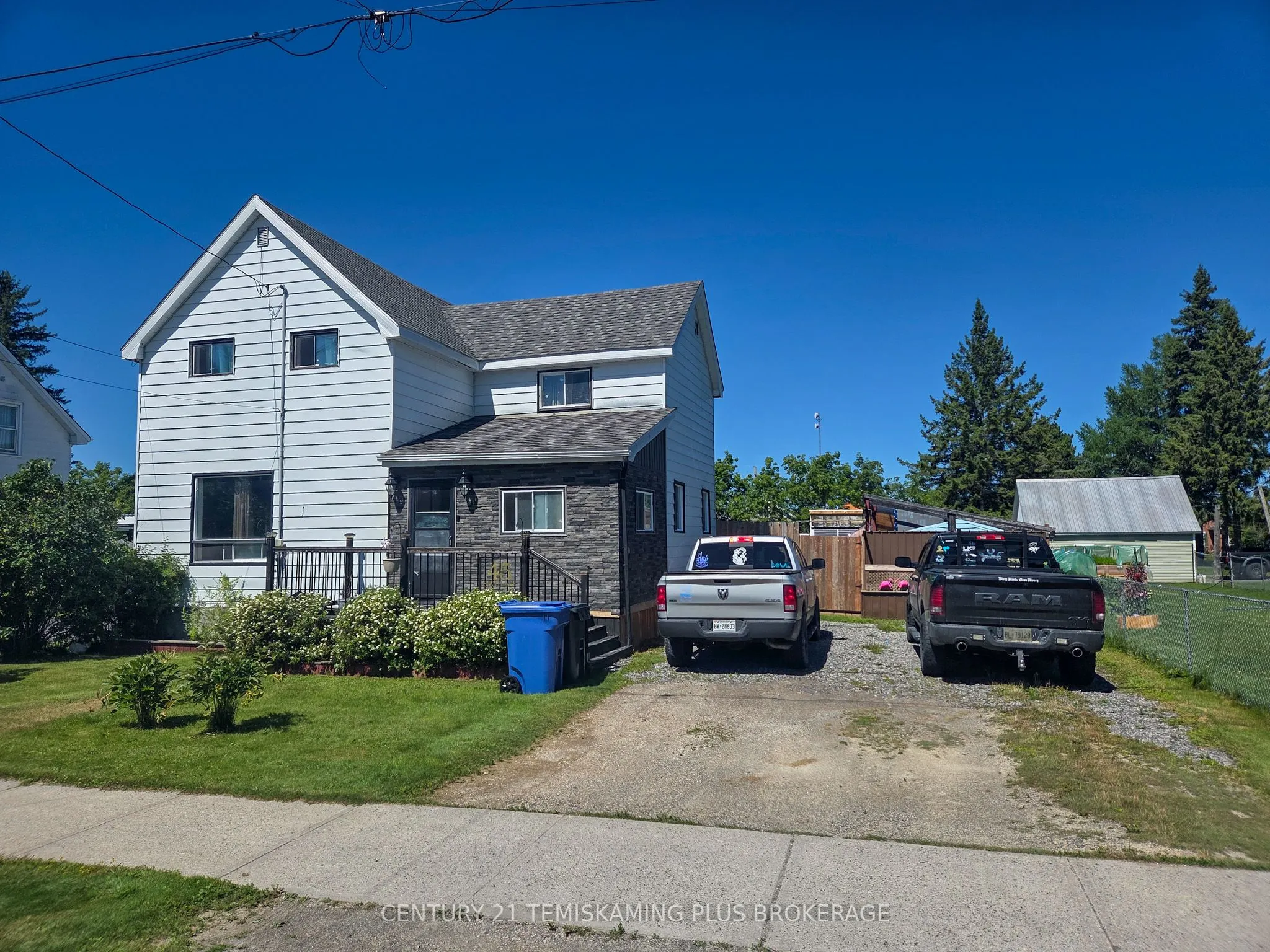 45 6th Avenue