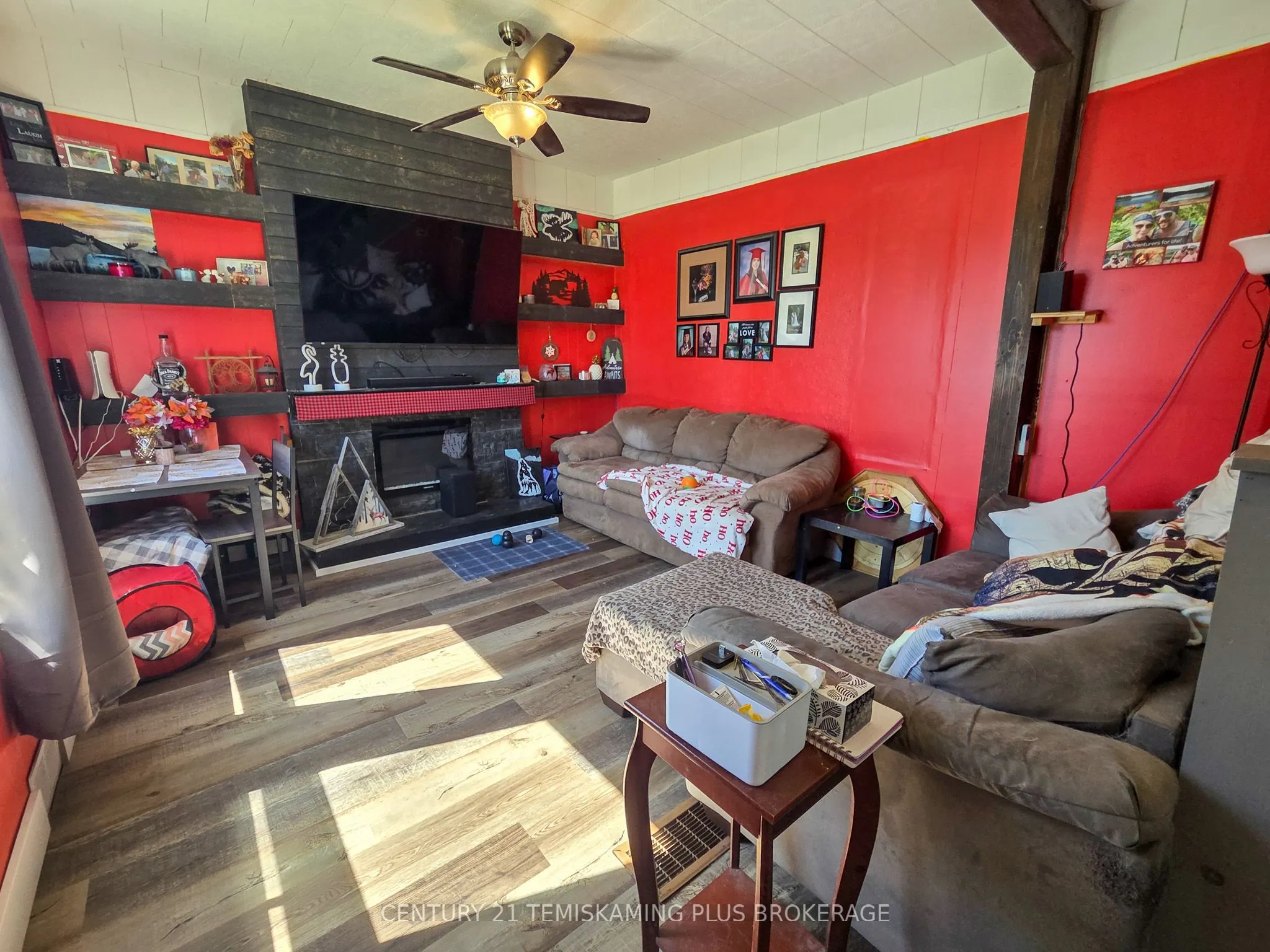 45 6th Avenue