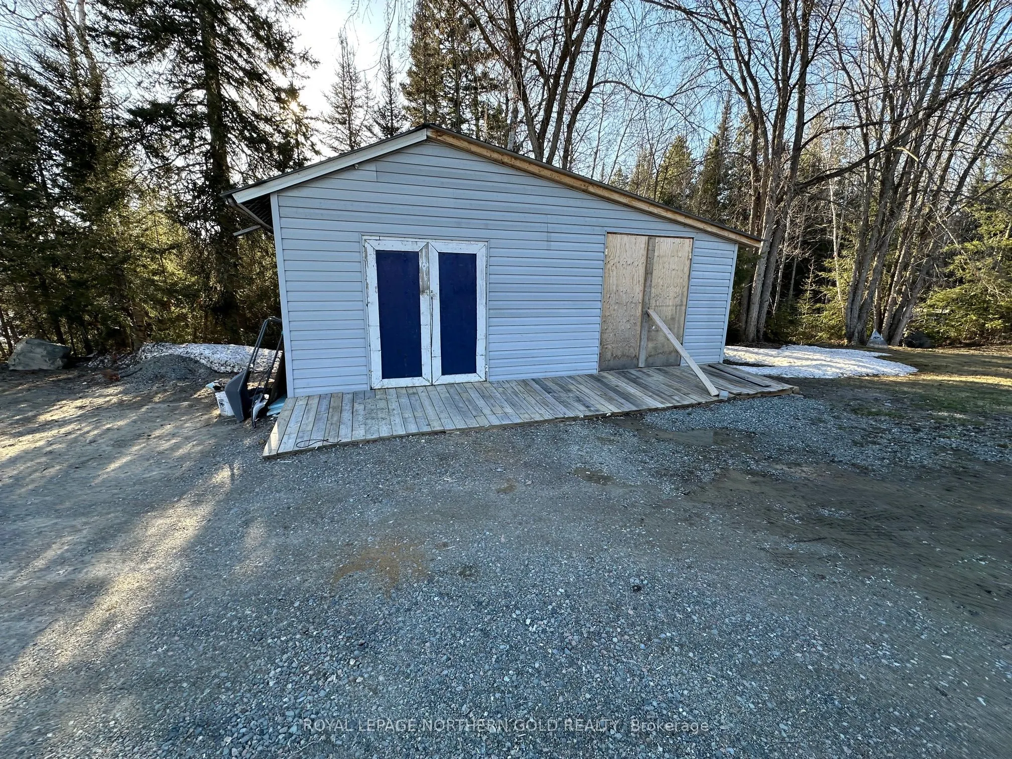 410 GRENFELL Road N