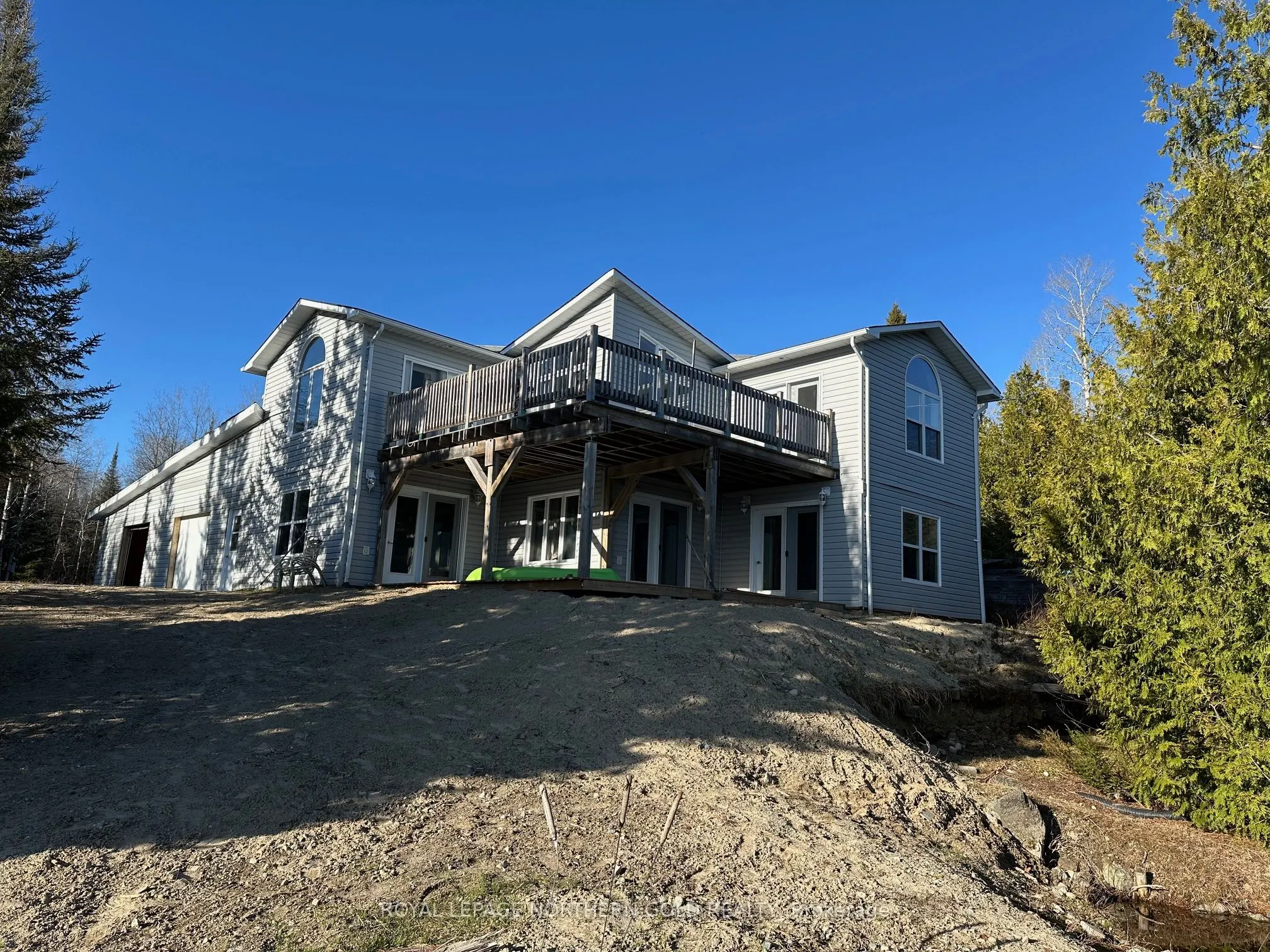 410 GRENFELL Road N
