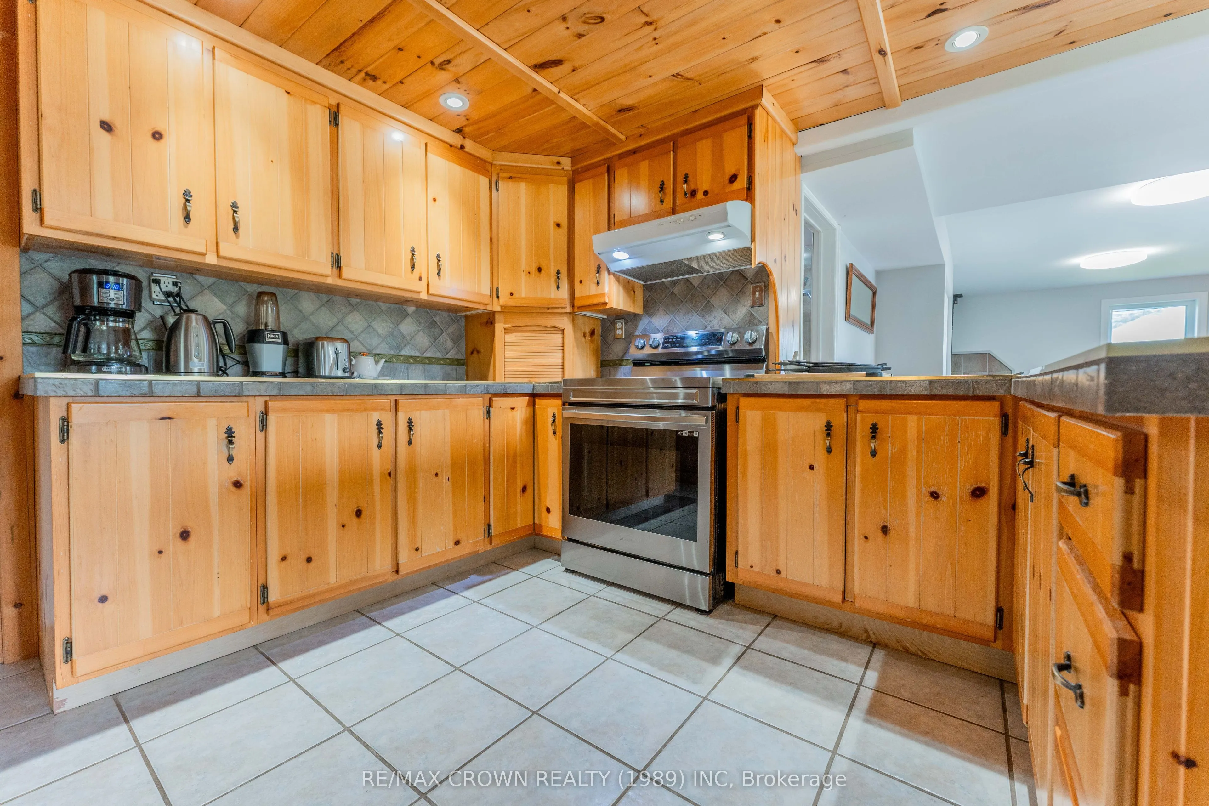 195 Ouellette Bay Road