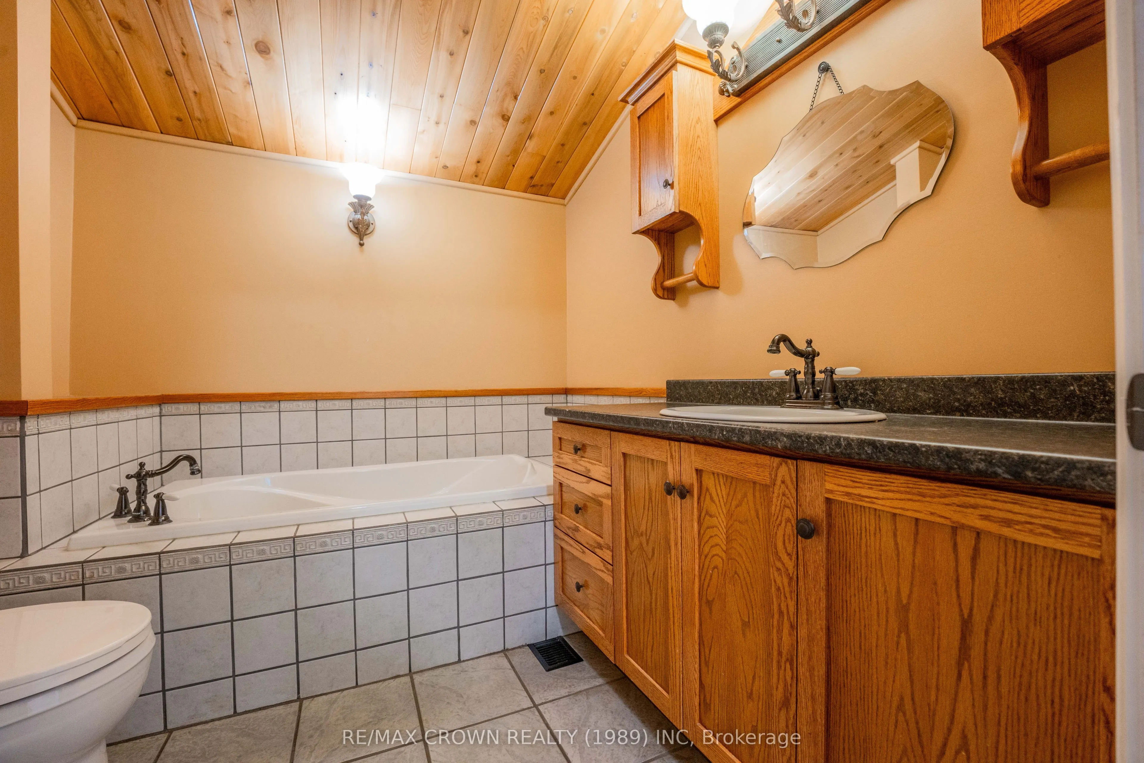 195 Ouellette Bay Road