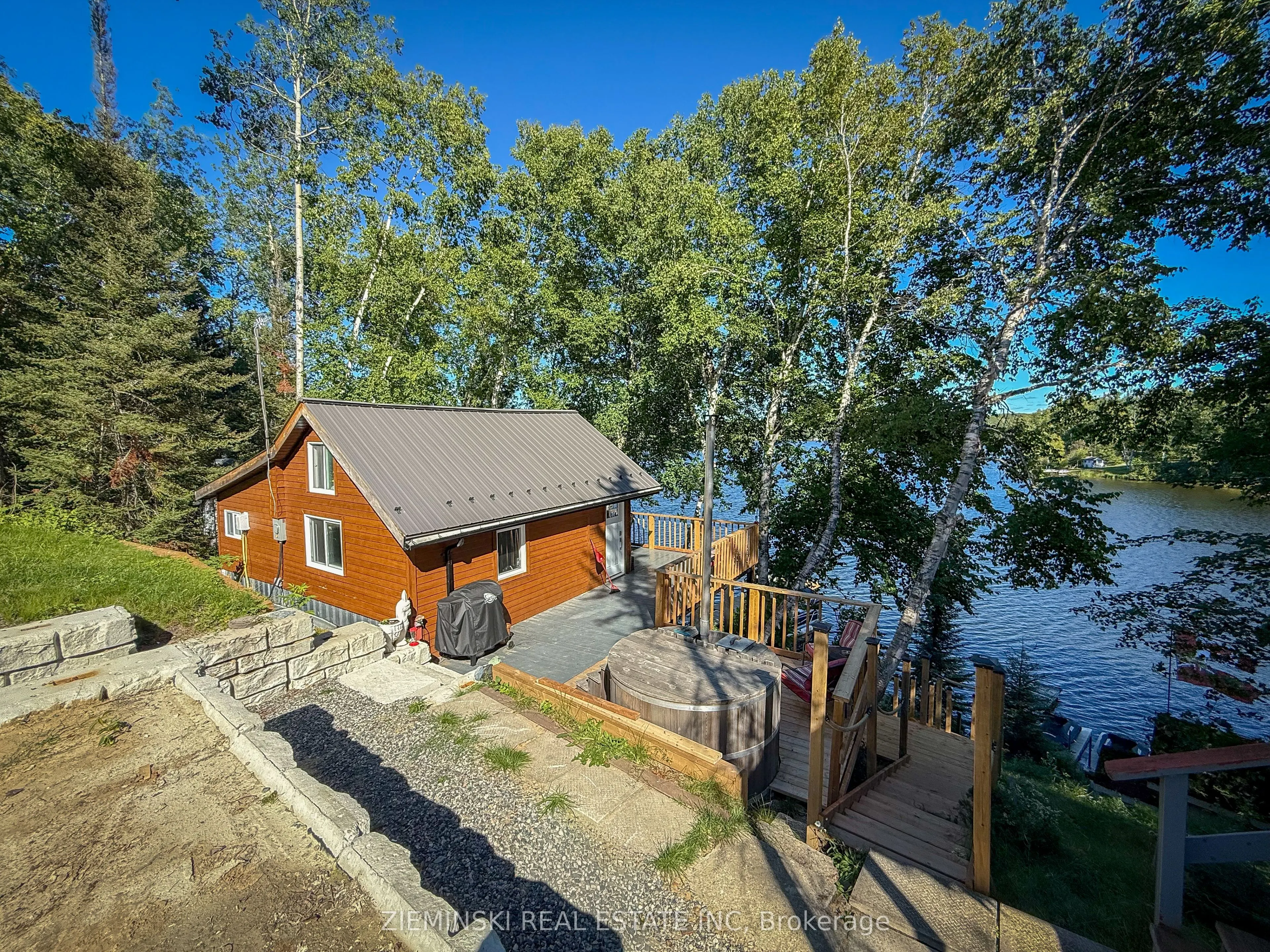 438 Quirion Rd (connaught) Road