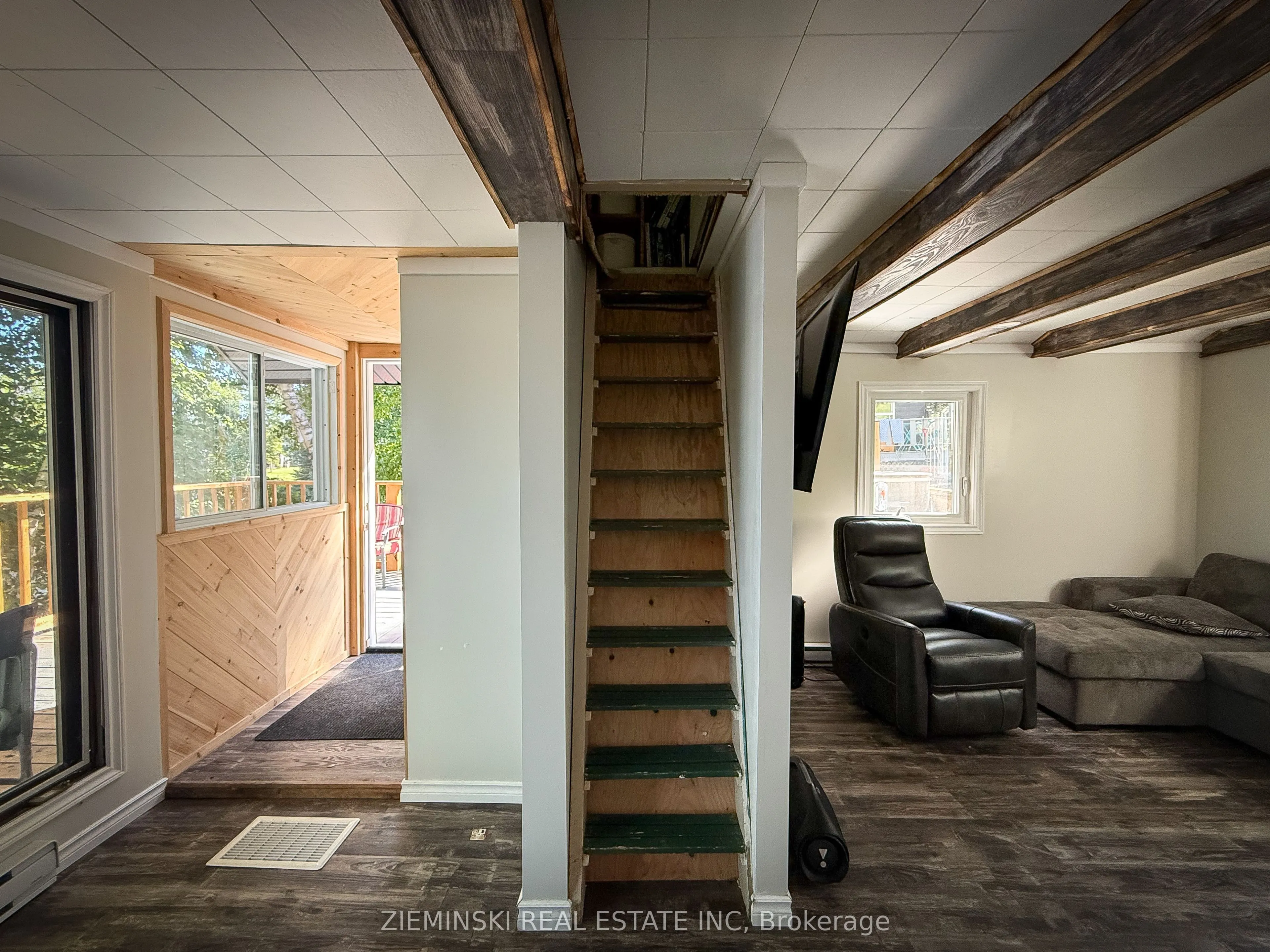 438 Quirion Rd (connaught) Road