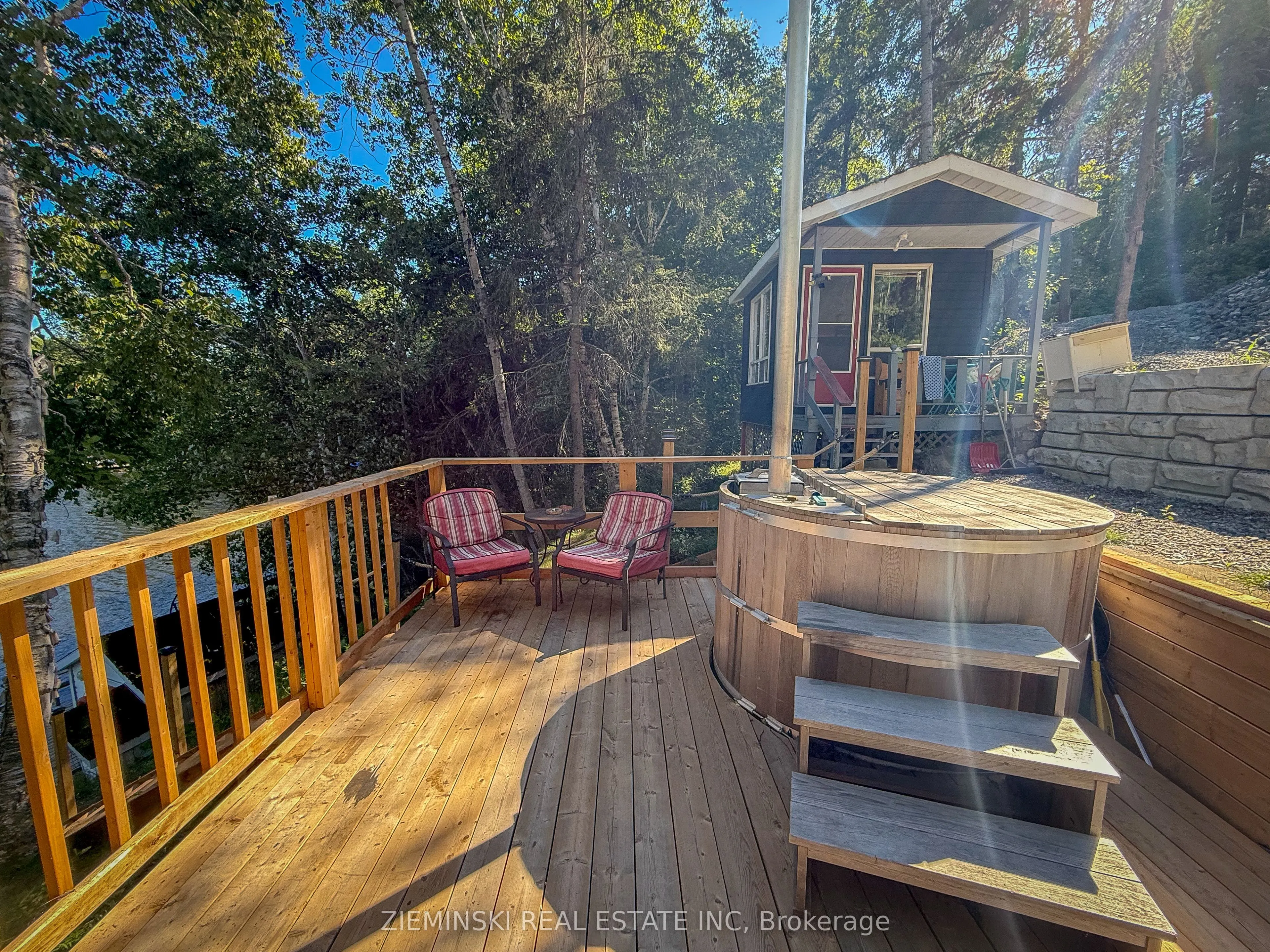 438 Quirion Rd (connaught) Road