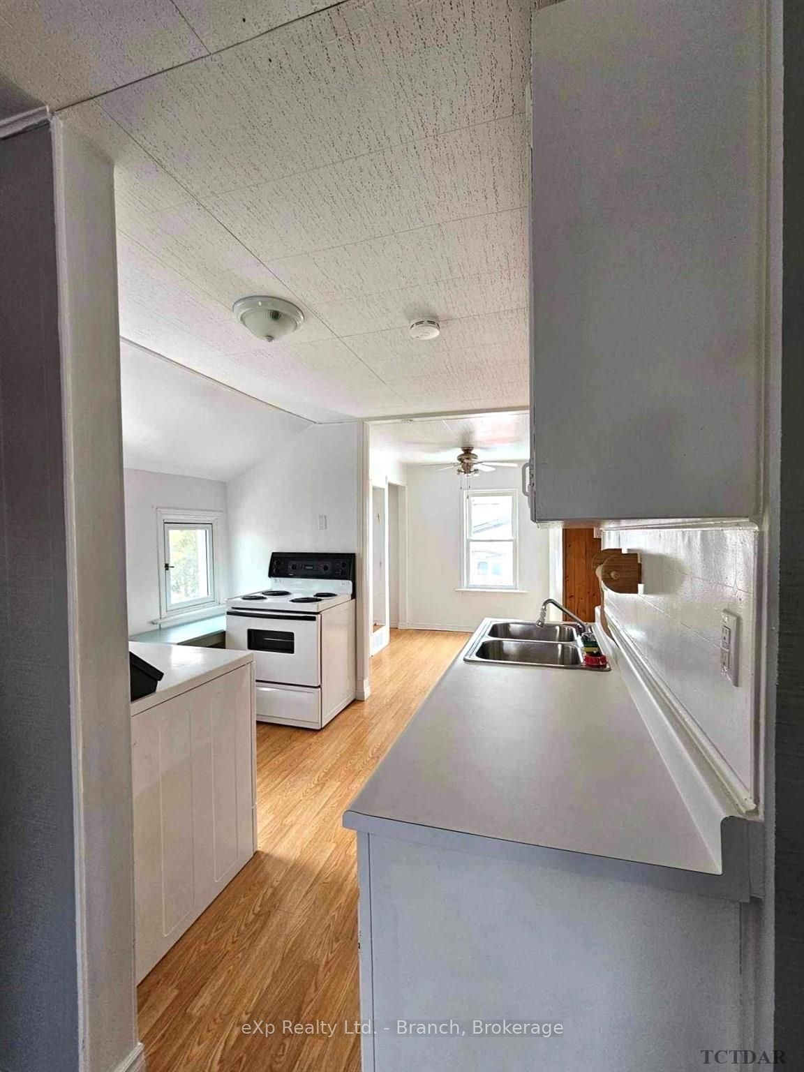 58 Second Street E