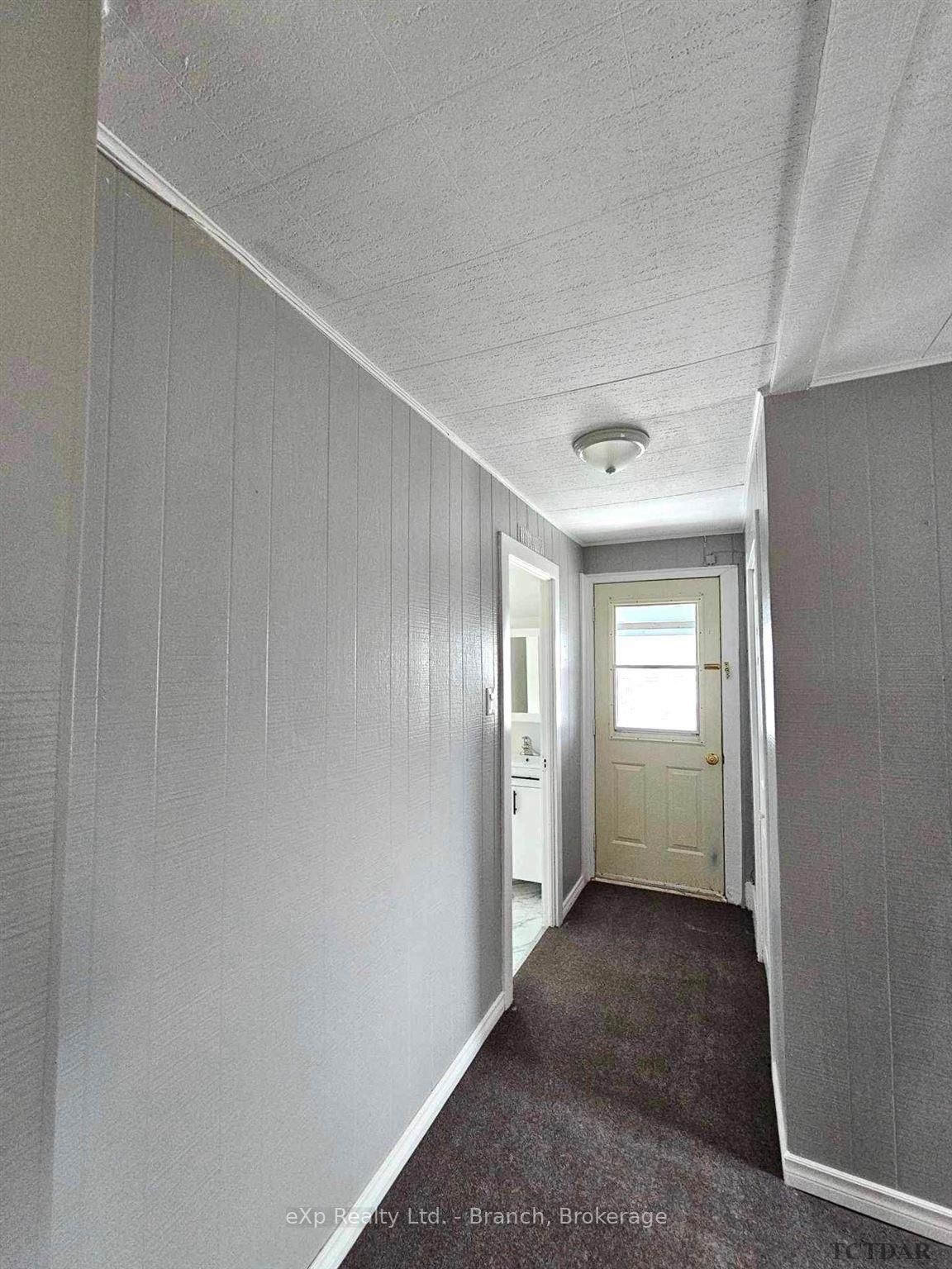 58 Second Street E