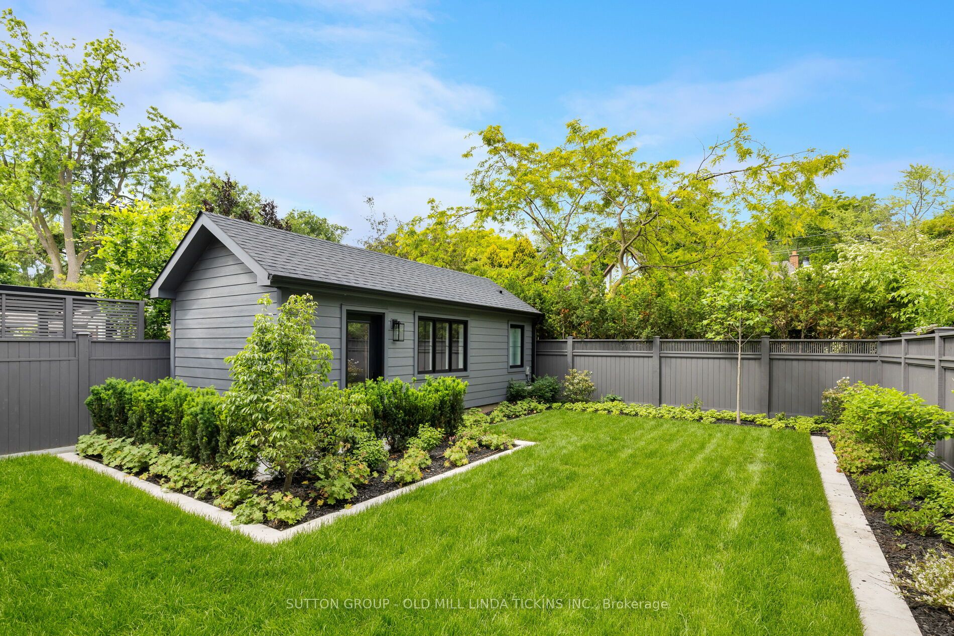 88 Willingdon Boulevard