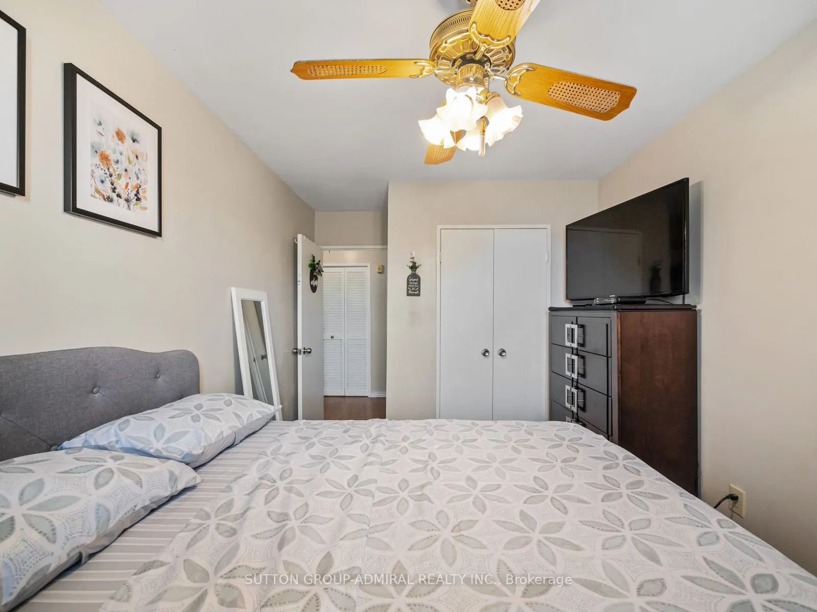 31 Four Winds Drive, #502