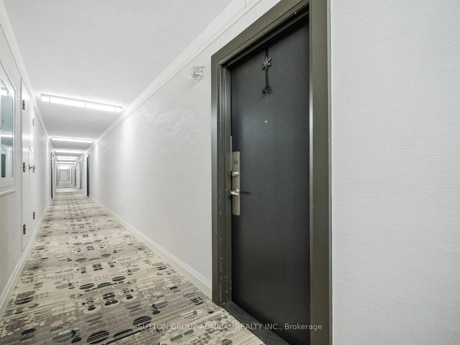 31 Four Winds Drive, #502
