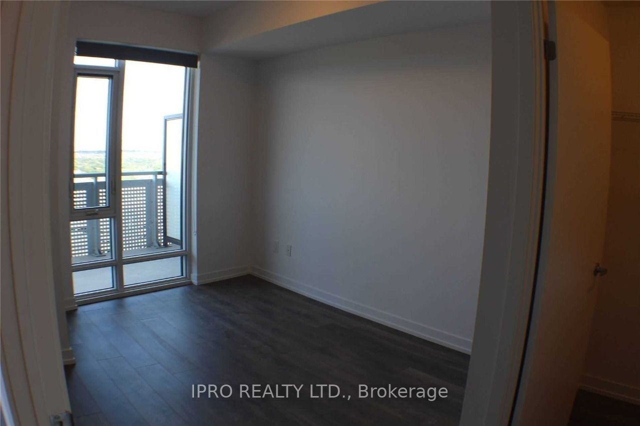 2520 Eglinton Avenue W #1008