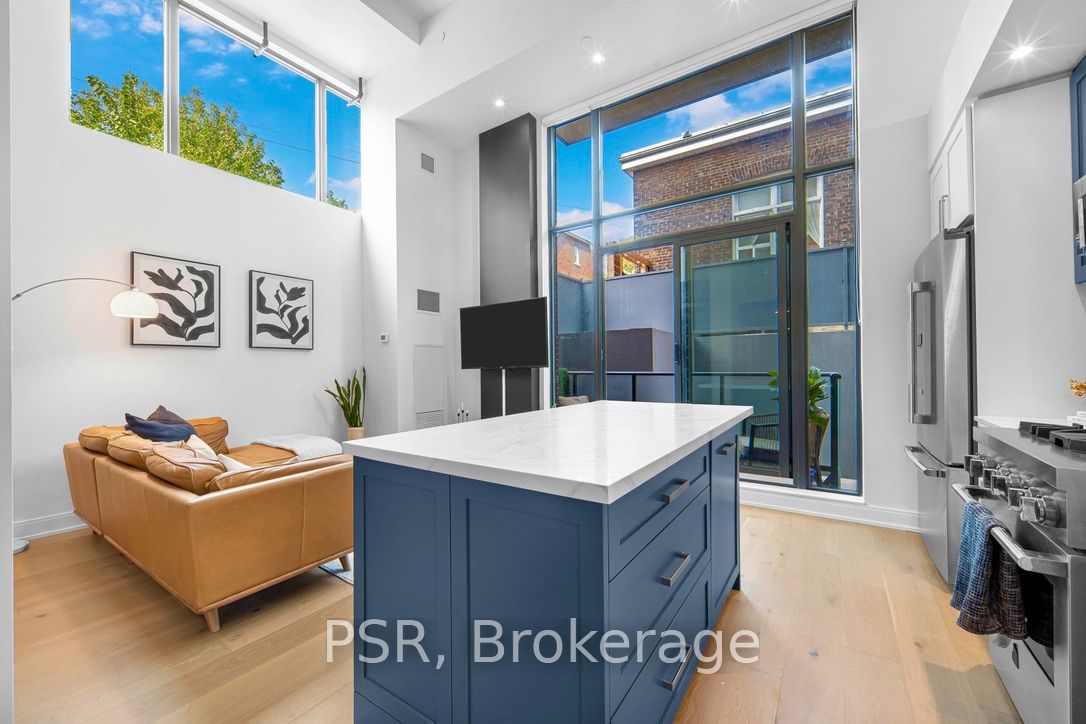 430 Roncesvalles Avenue, #105