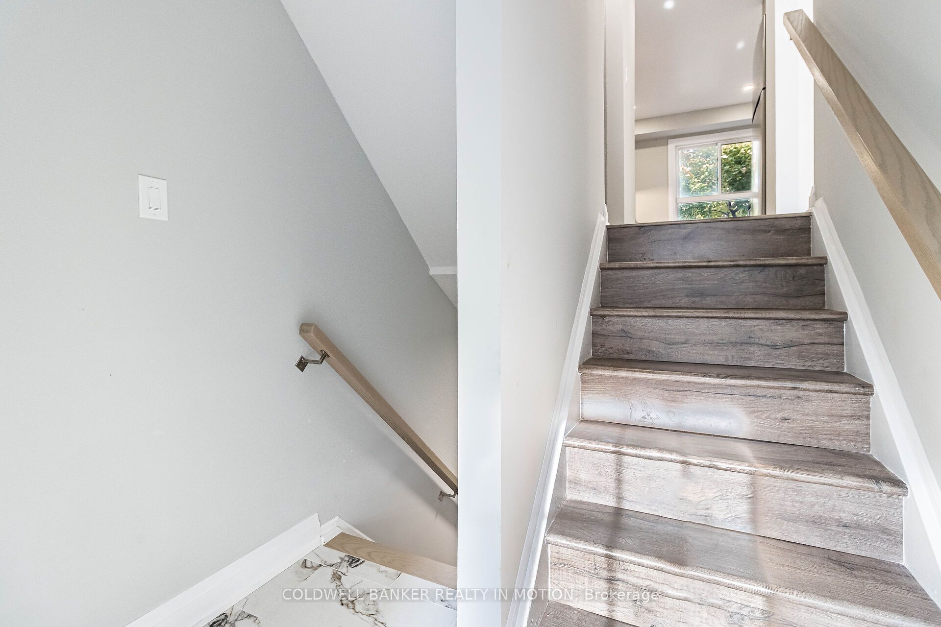 3351 Hornbeam Crescent, #86