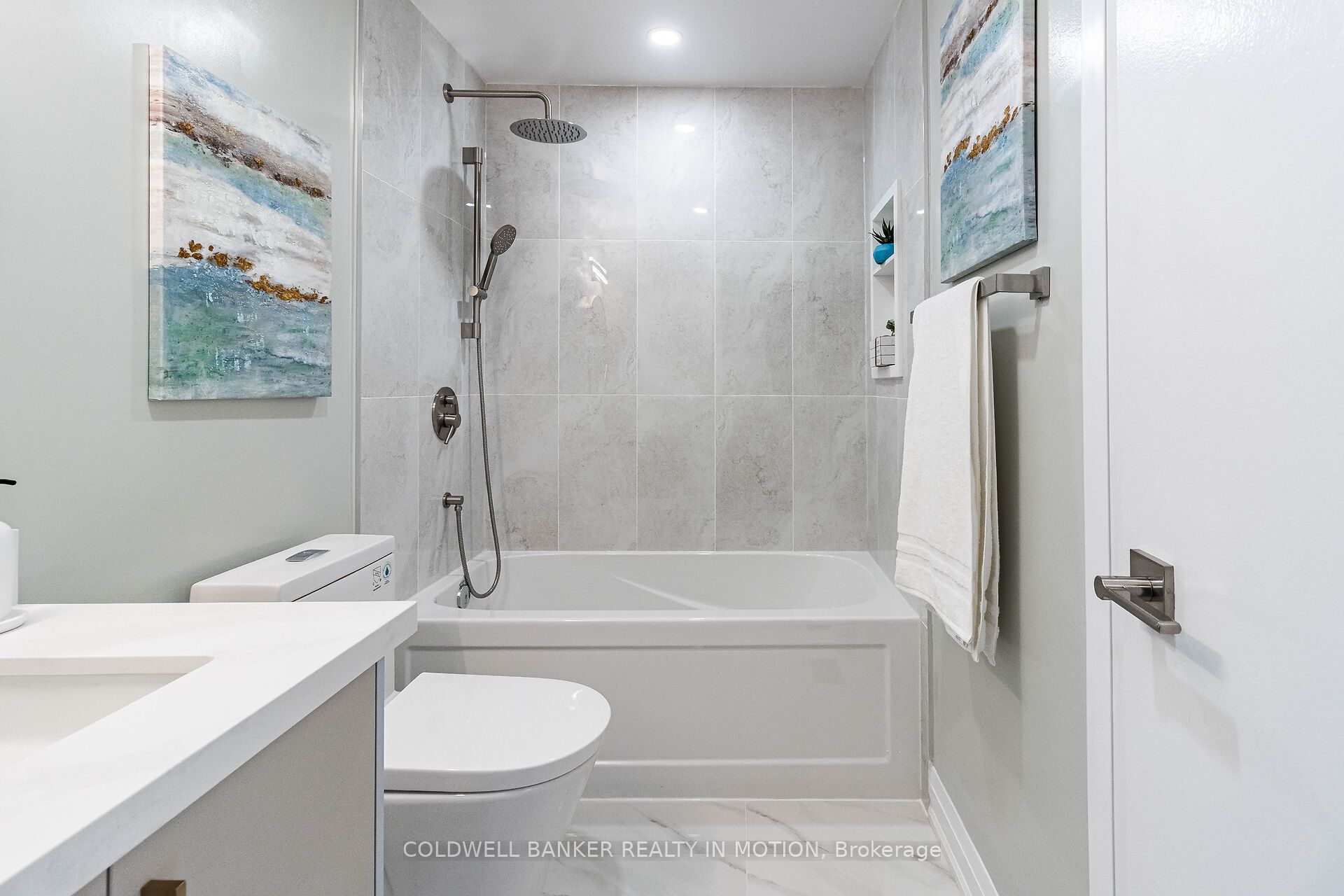 3351 Hornbeam Crescent, #86