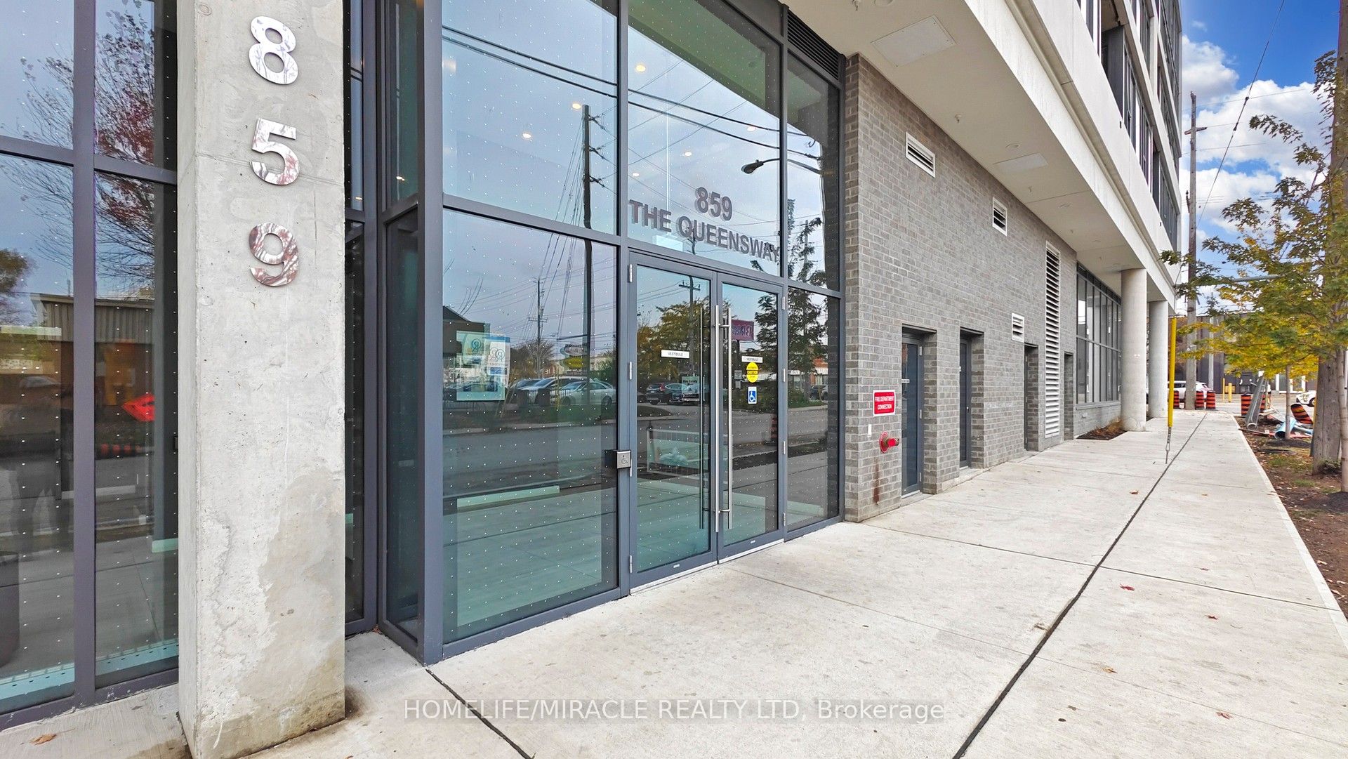 859 The Queensway, #805