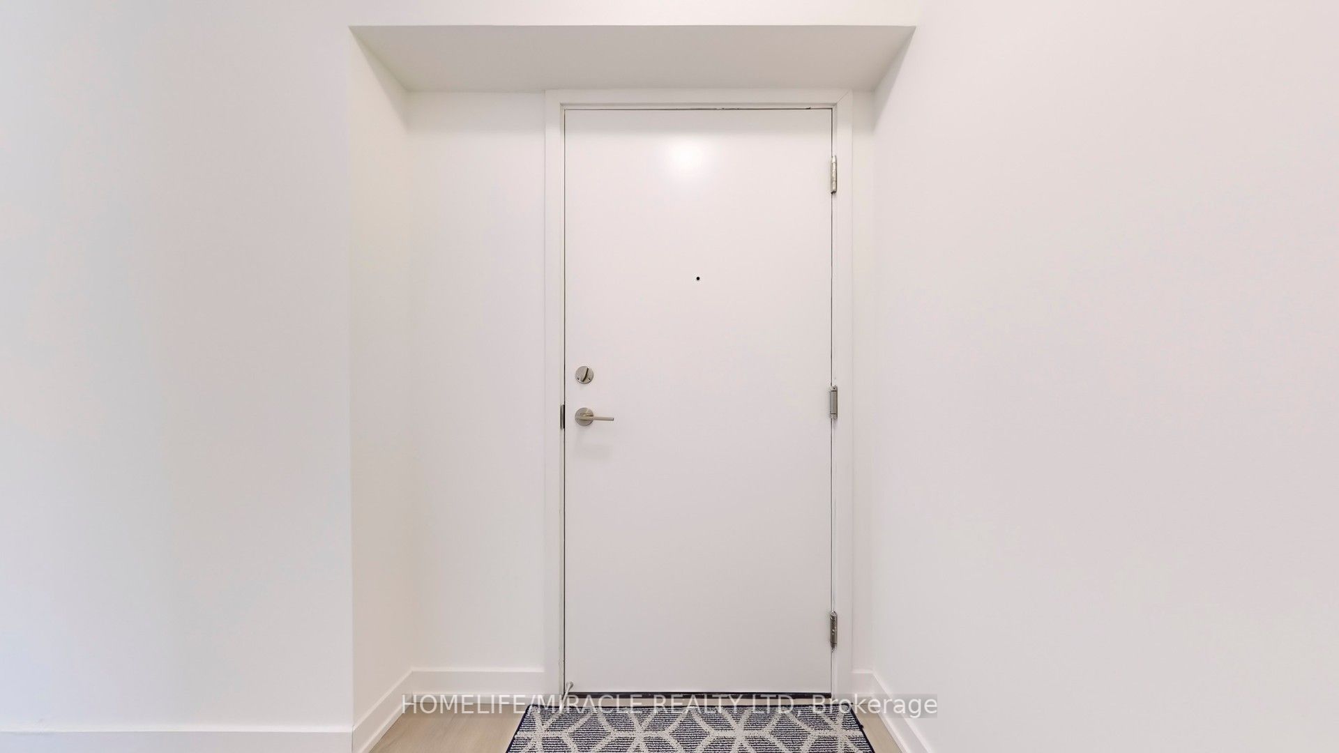 859 The Queensway, #805