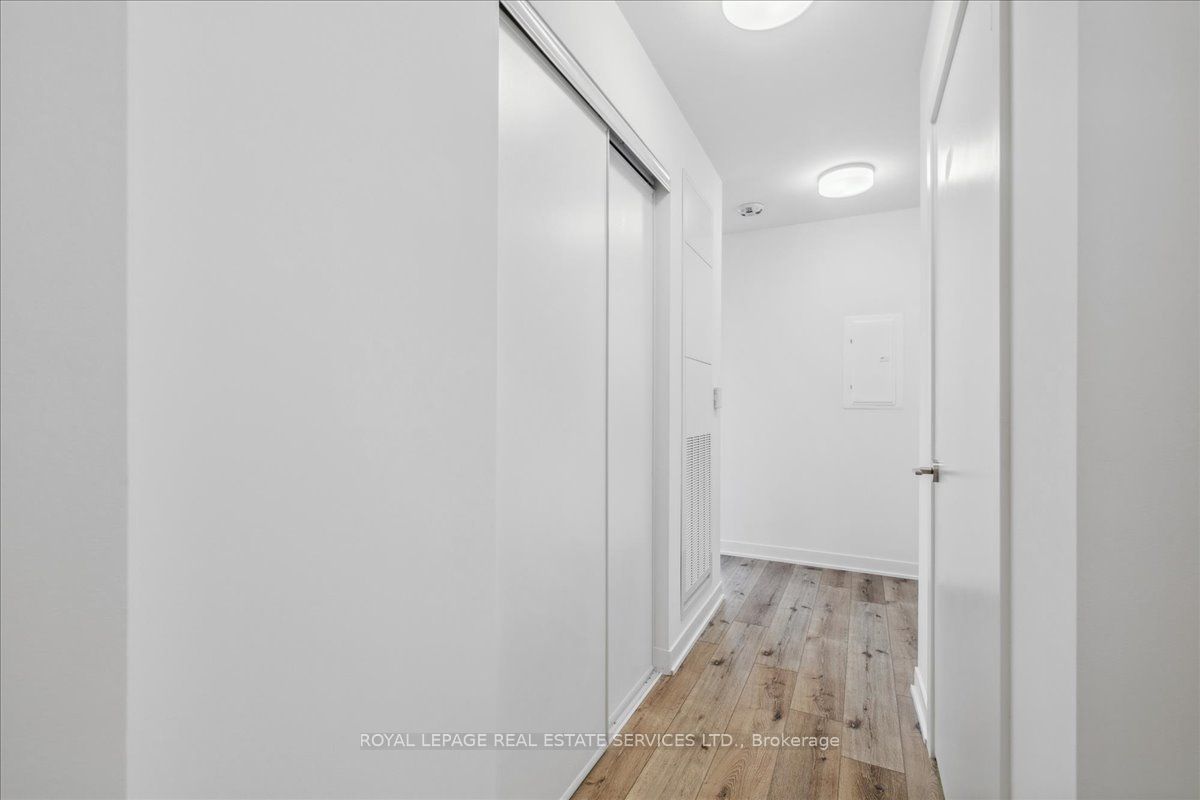 395 Dundas Street, #529