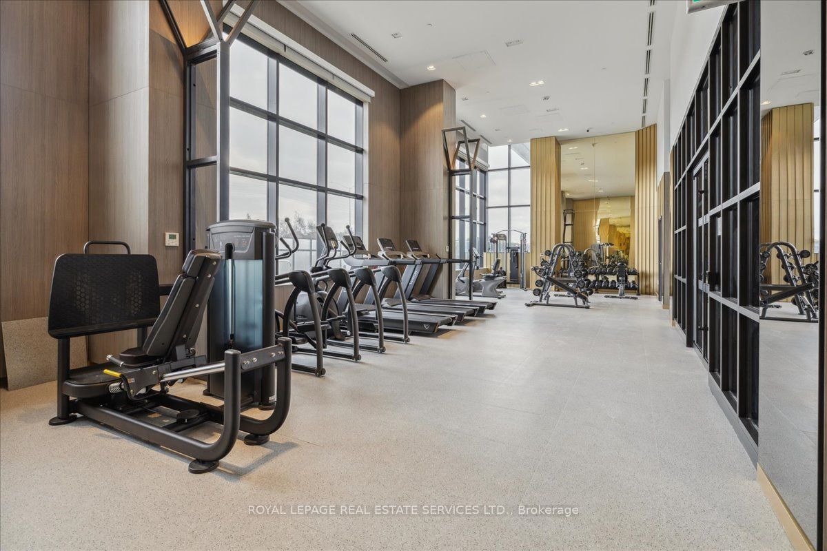 395 Dundas Street, #529