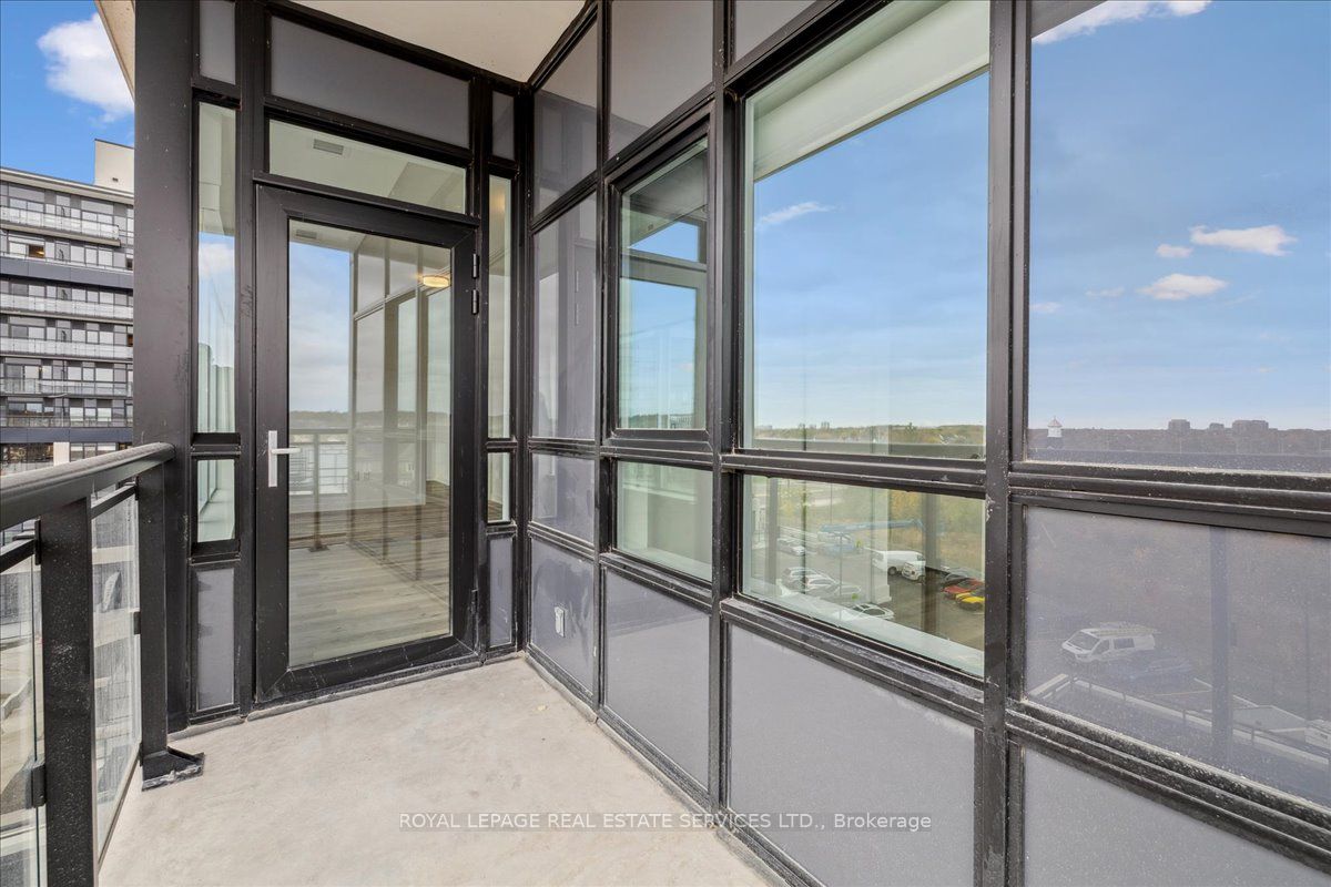 395 Dundas Street, #529