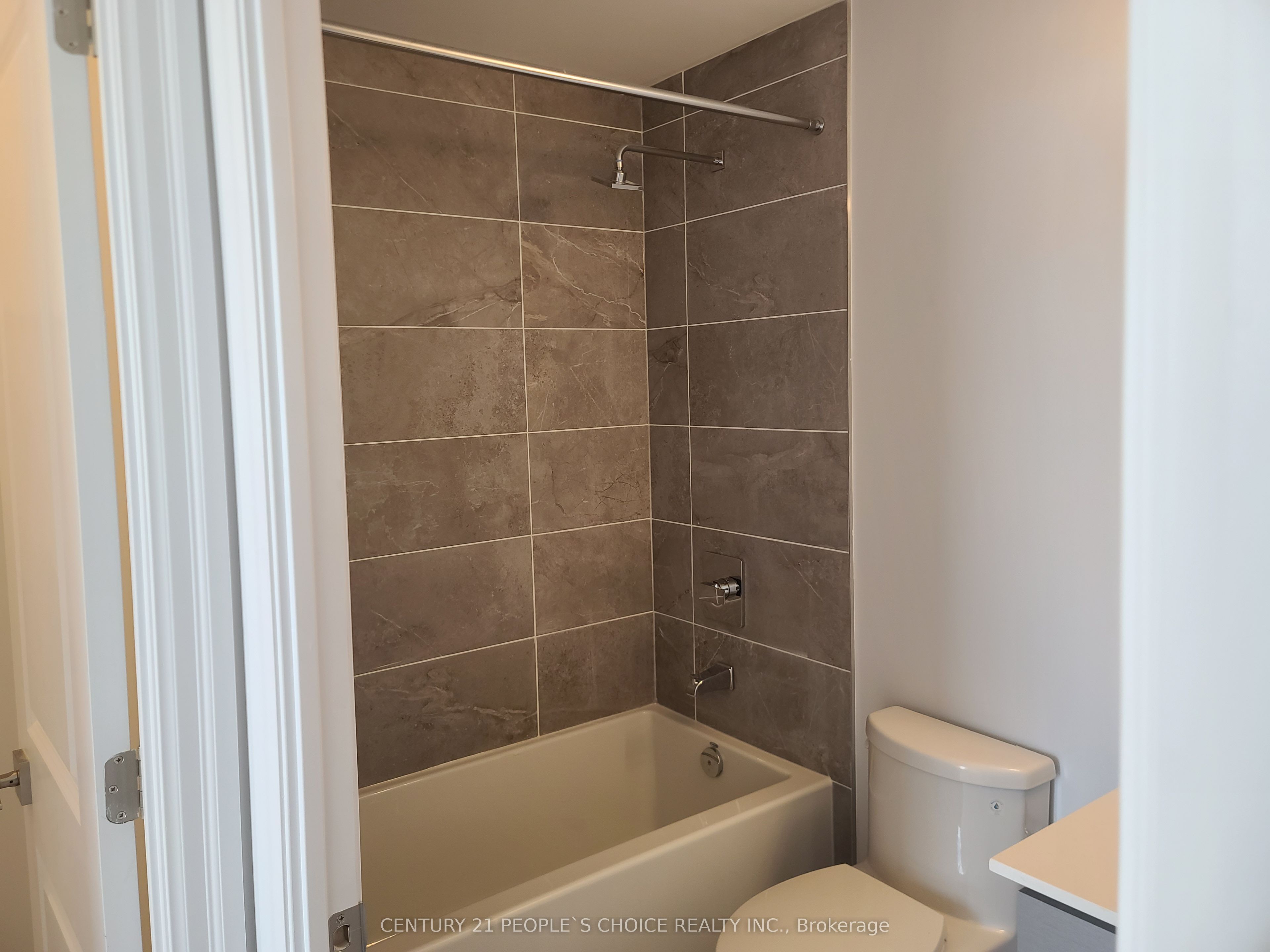36 Elm Drive, #3309