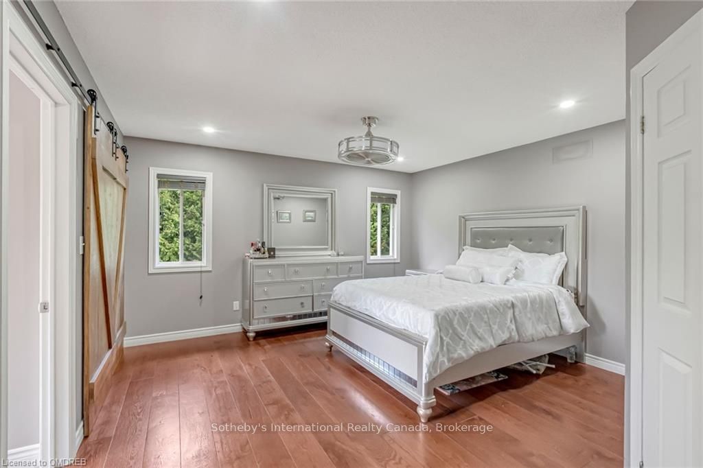 19 MCCONACHIE Crescent