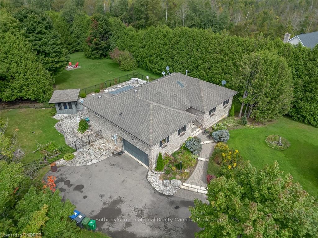 19 MCCONACHIE Crescent