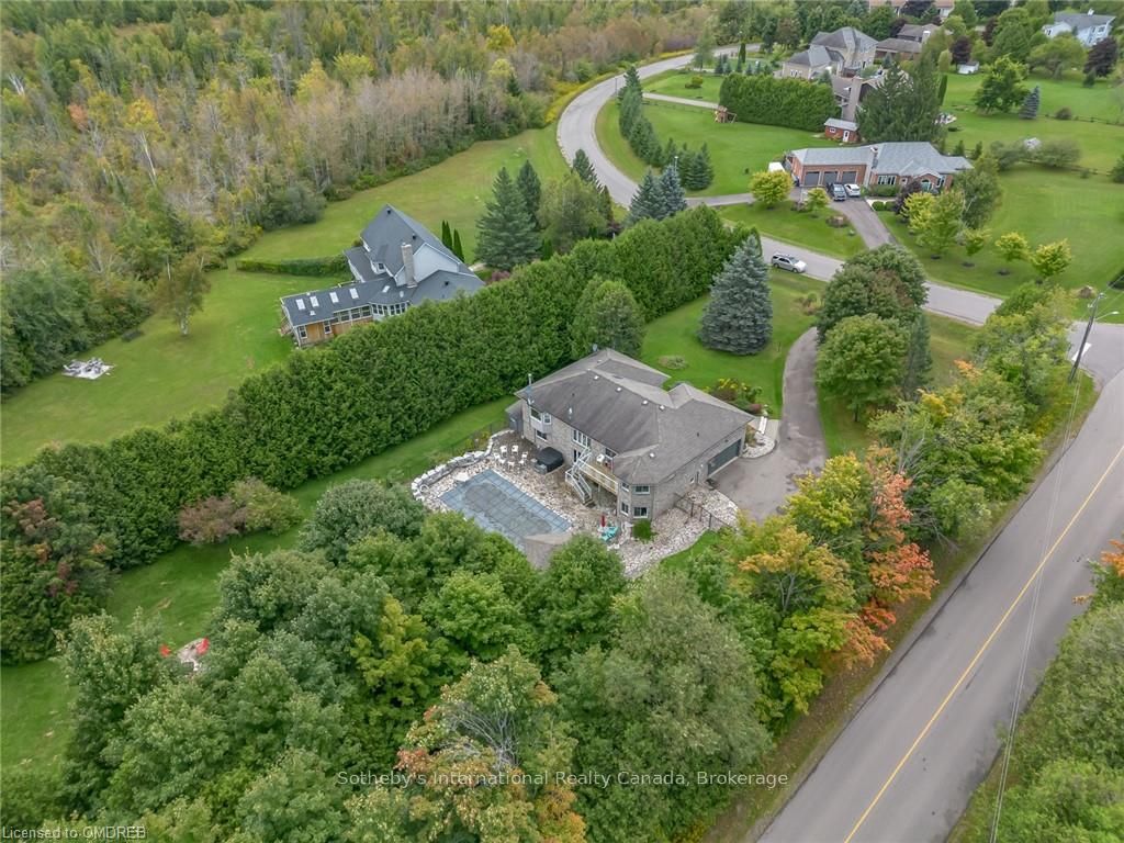 19 MCCONACHIE Crescent
