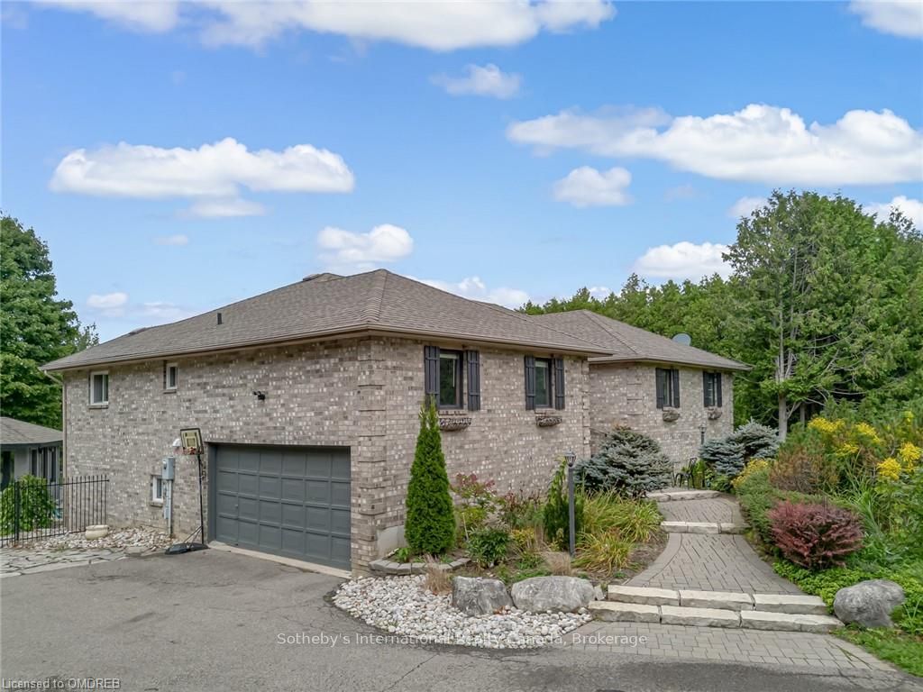 19 MCCONACHIE Crescent