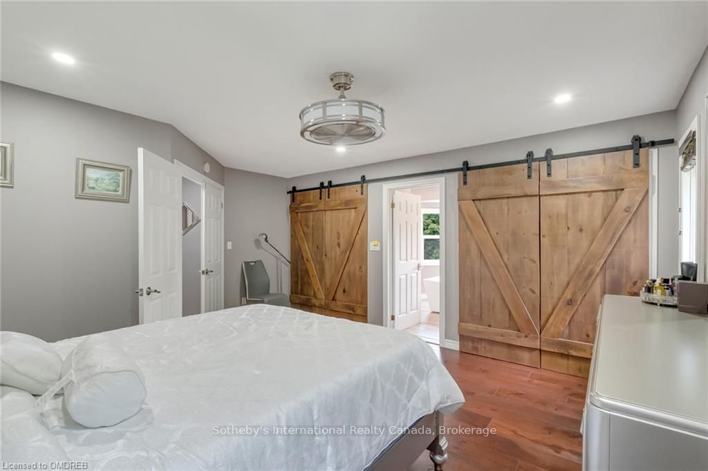 19 MCCONACHIE Crescent