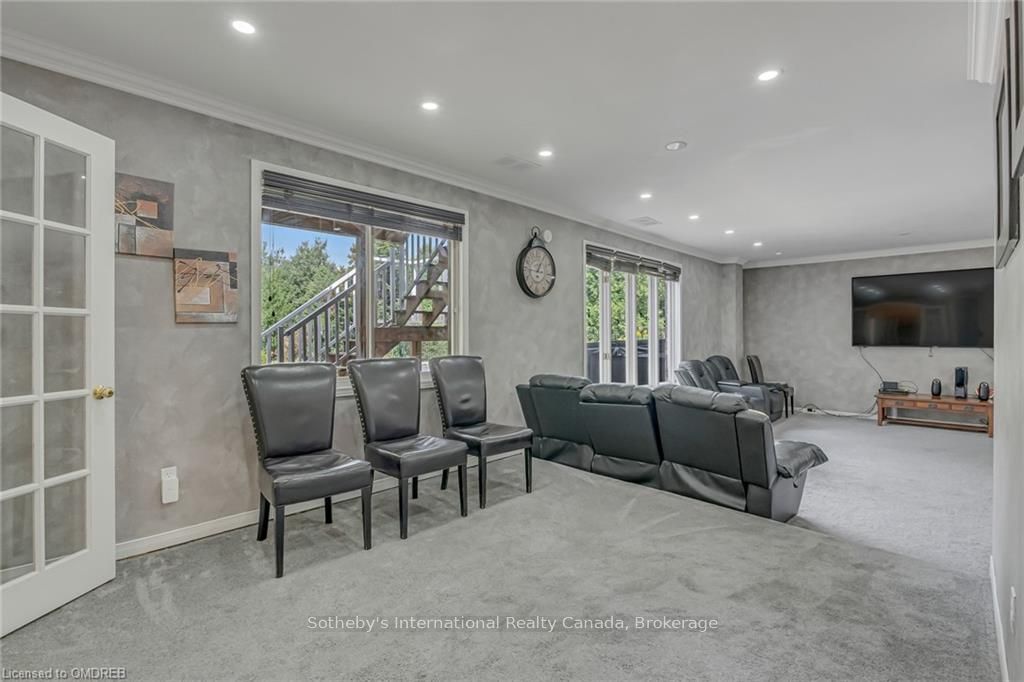 19 MCCONACHIE Crescent